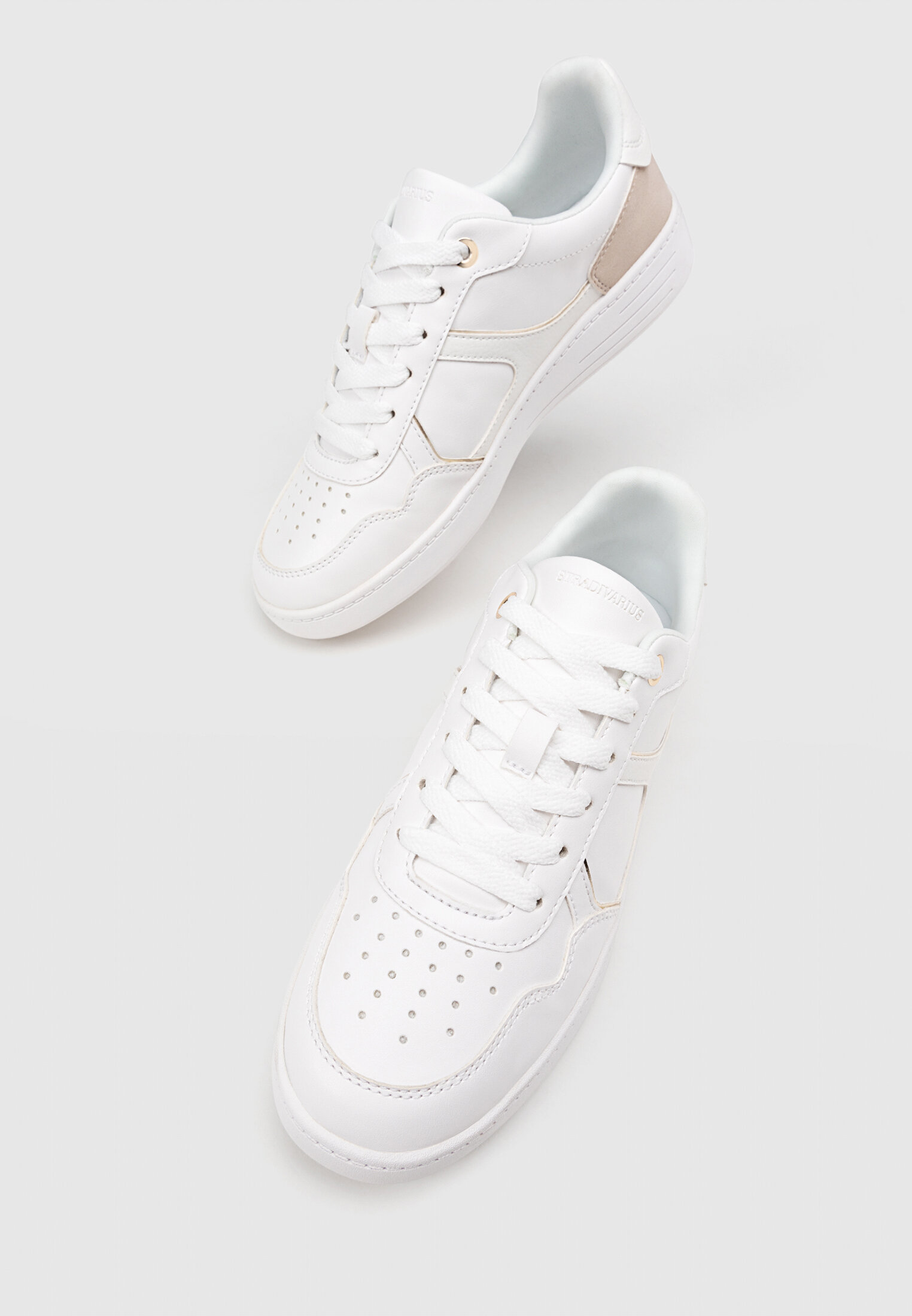 Zapatillas detalle piezas