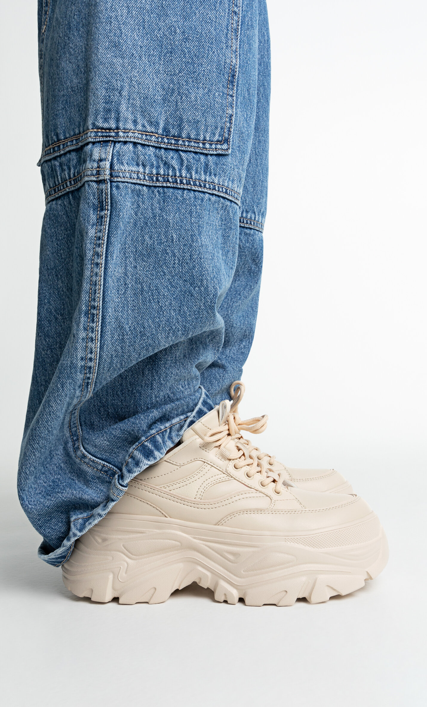 Bulky trainers top