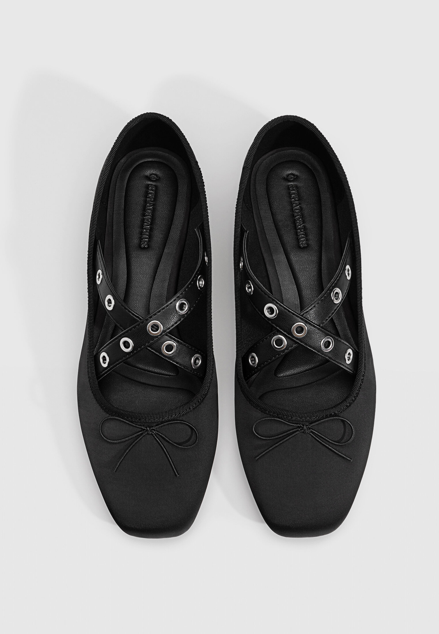 Flat discount shoes stradivarius