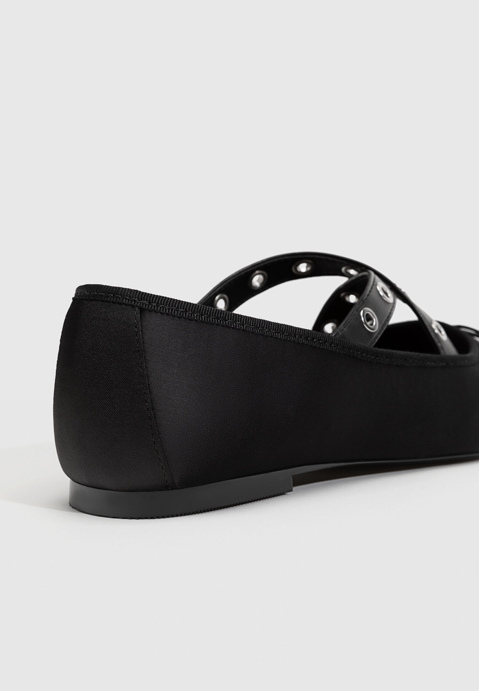 Ballerine stradivarius sales