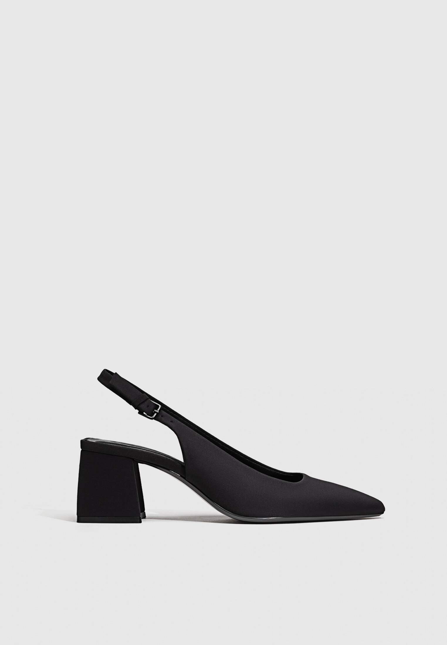 Stradivarius scarpe deals con tacco