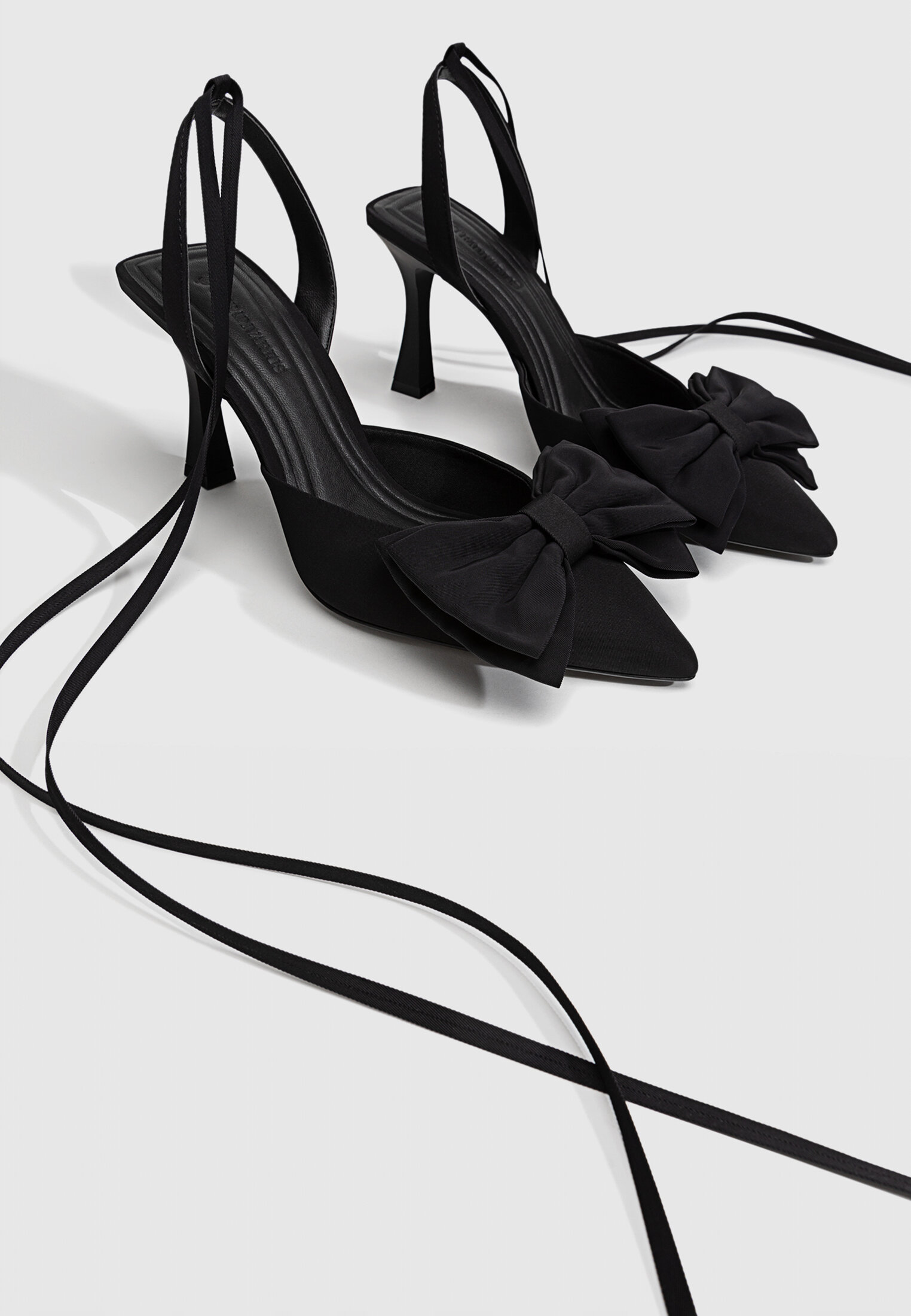 Chaussure talon avec noeud derriere discount