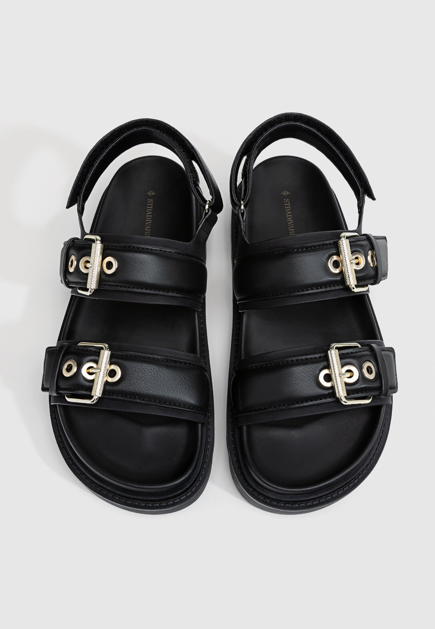 Sandalias online acolchadas stradivarius
