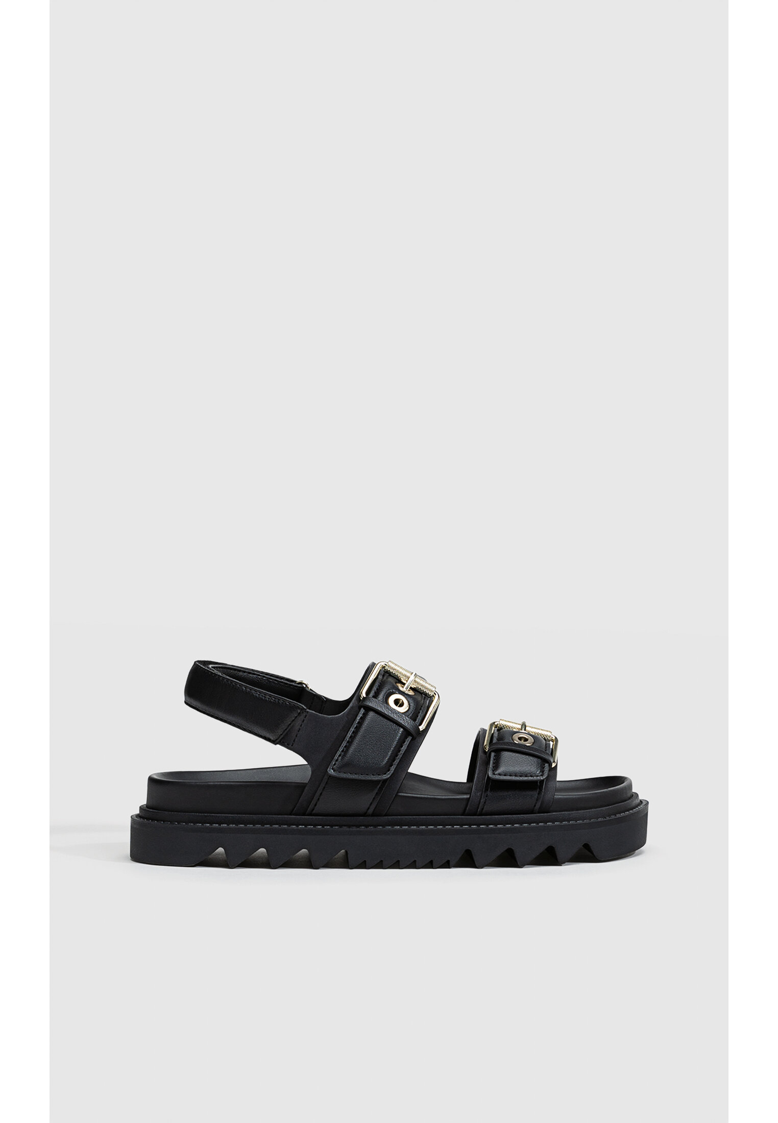 Stradivarius flat sandals outlet