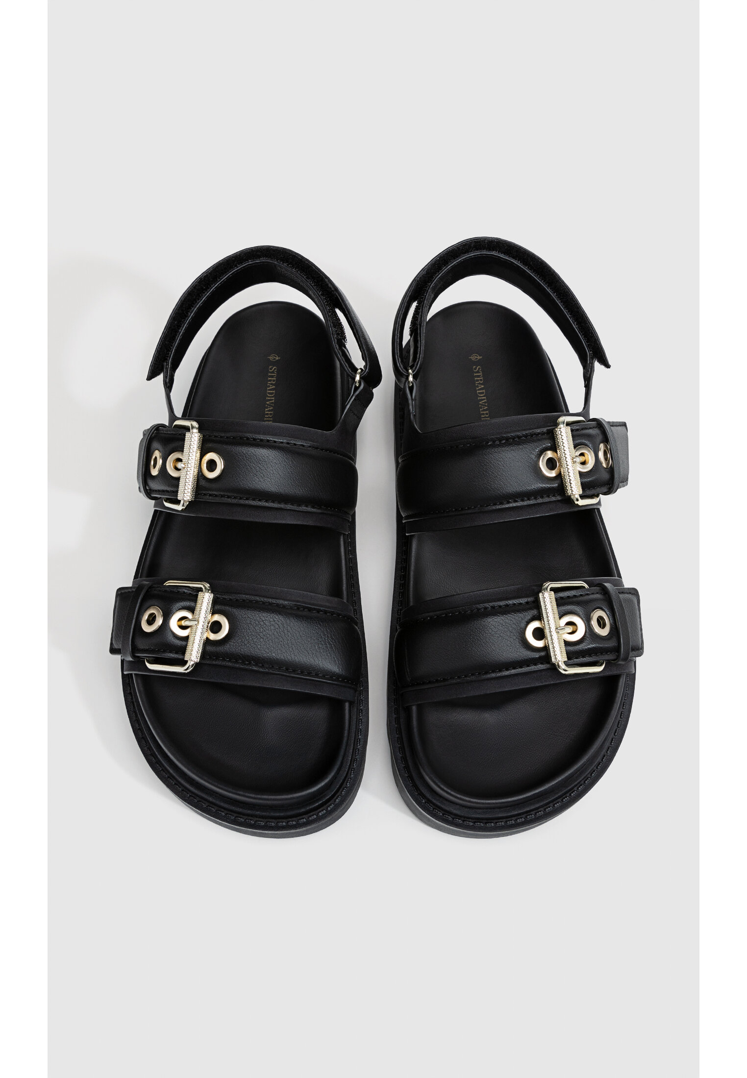 Stradivarius slippers 2025