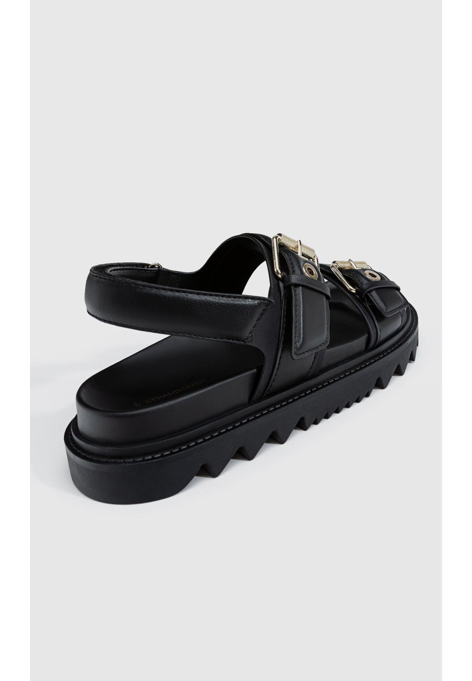 Stradivarius flat sandals outlet
