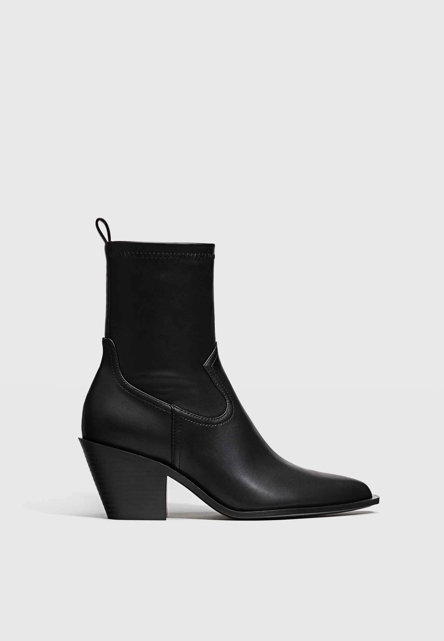 Bottines hot sale noires stradivarius