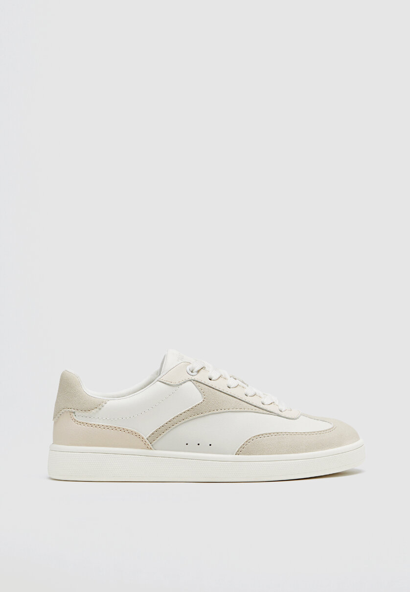 Zapatillas deportivas blancas combinadas