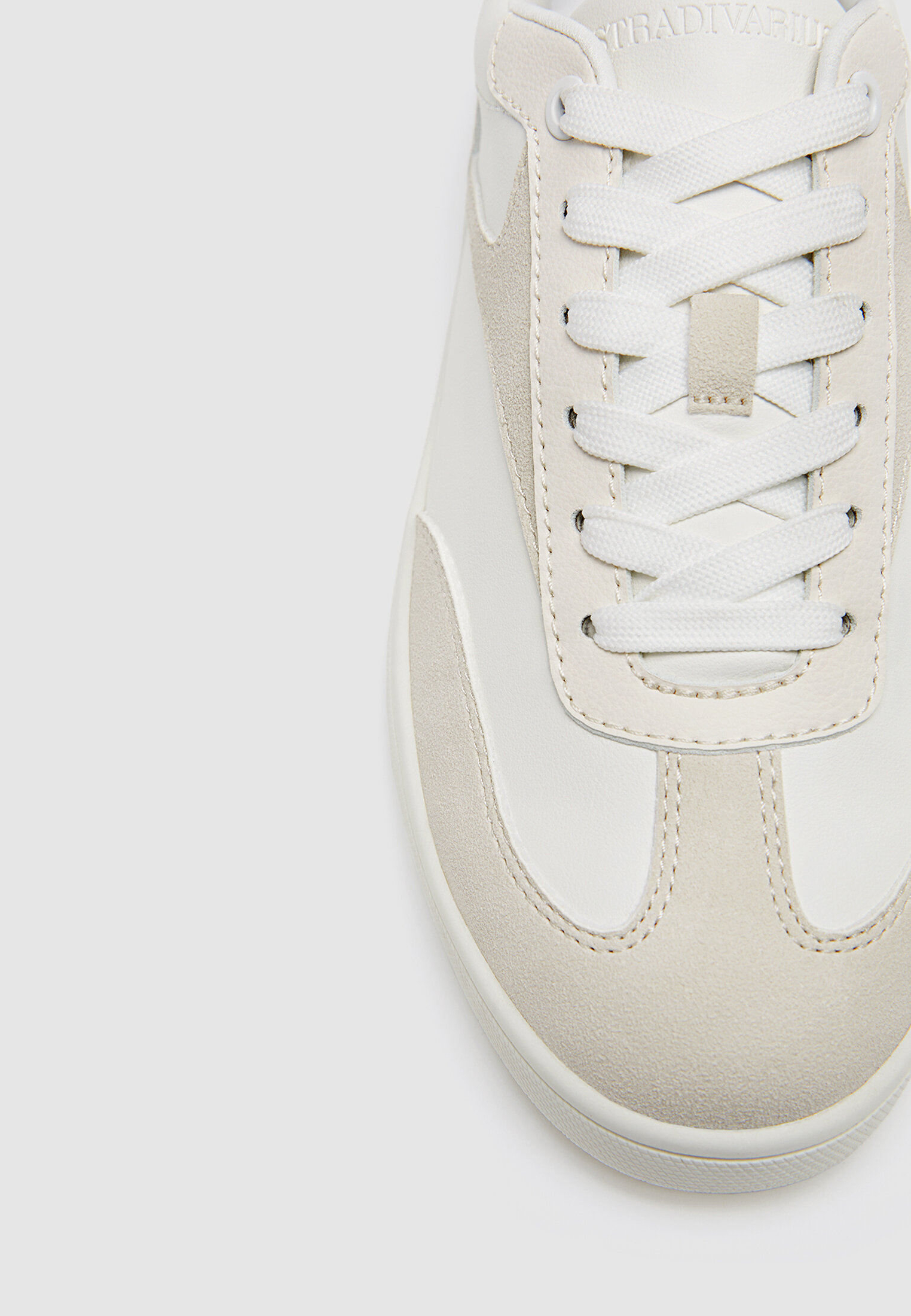 Tenis stradivarius shop para mujer