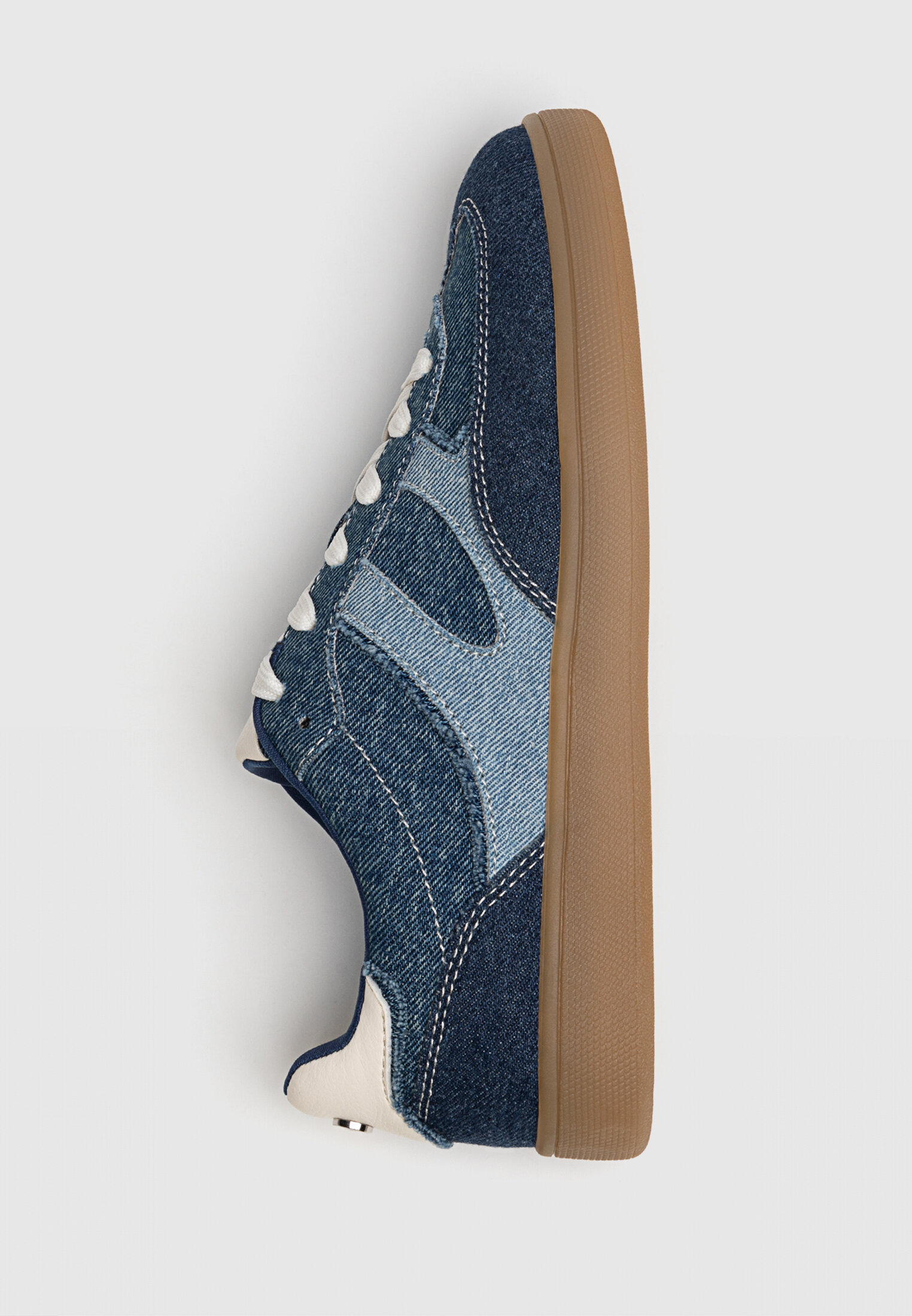 Zapatillas grises sales mujer stradivarius