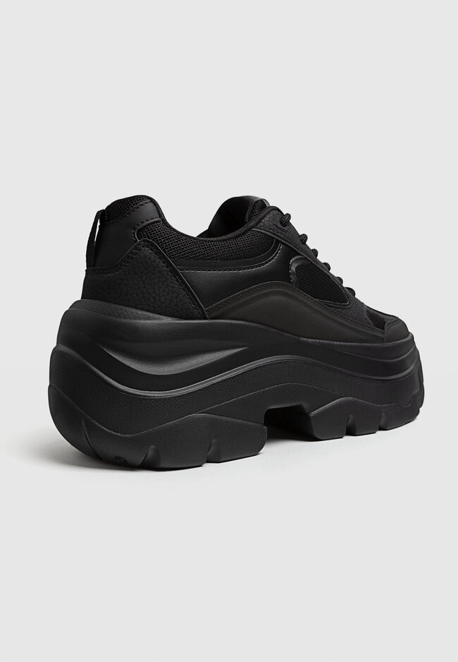 Black chunky discount trainers womens