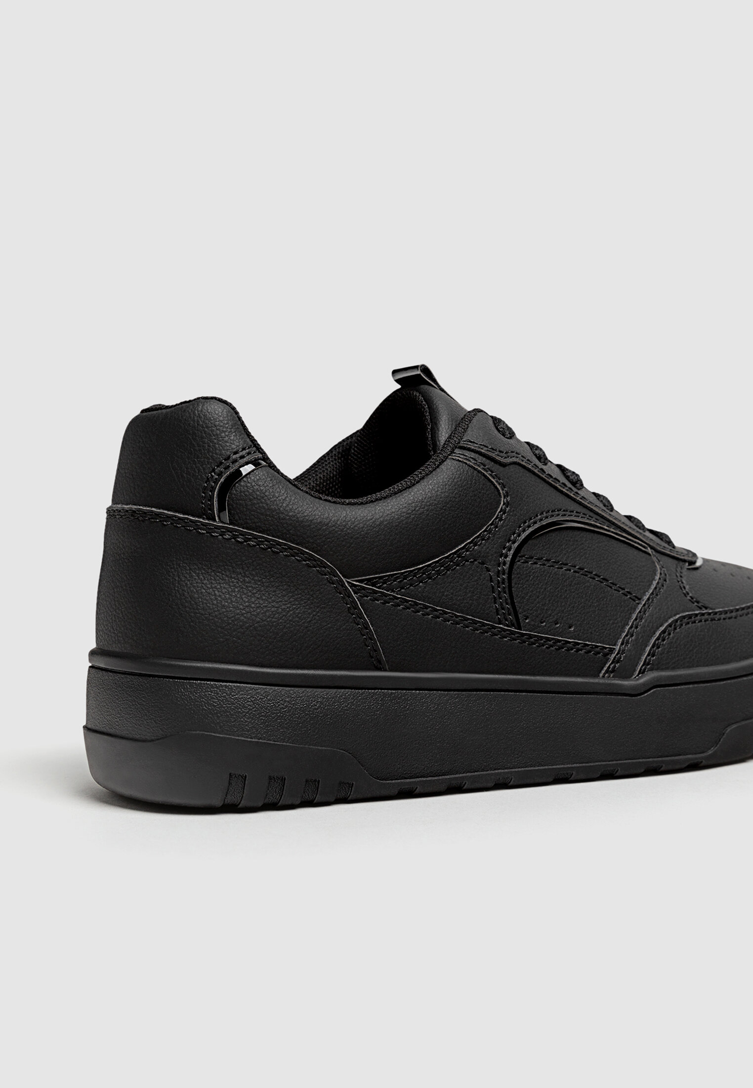 Black trainers discount