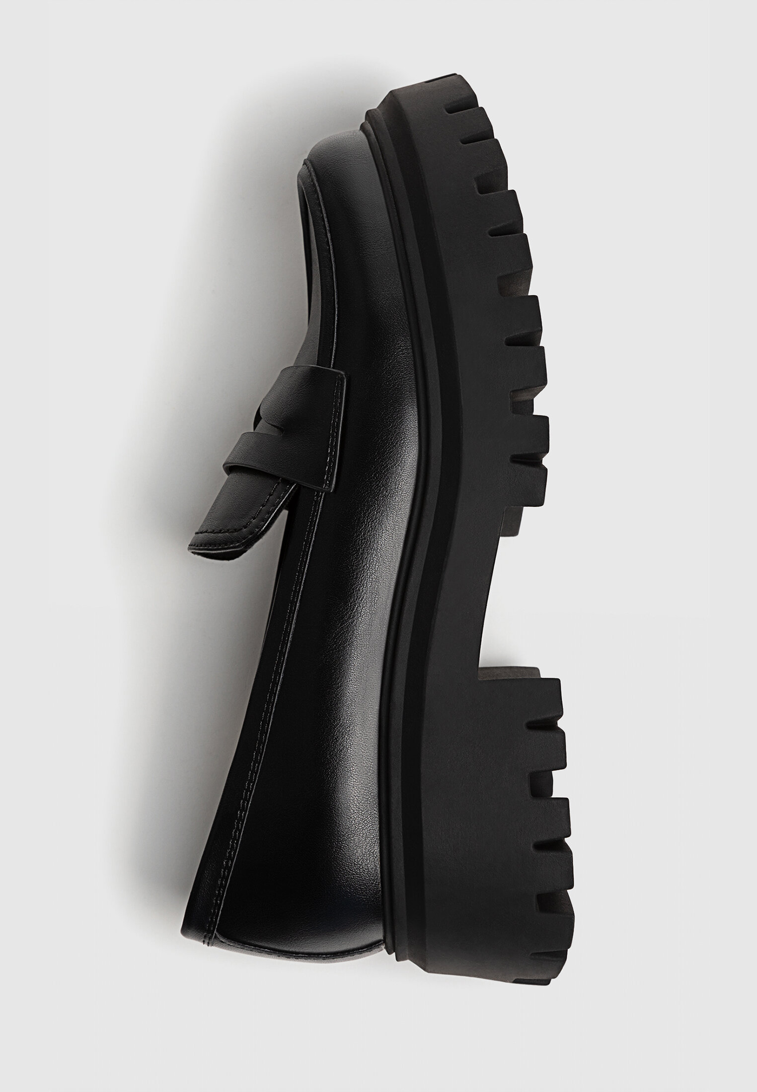 Mocasin stradivarius online