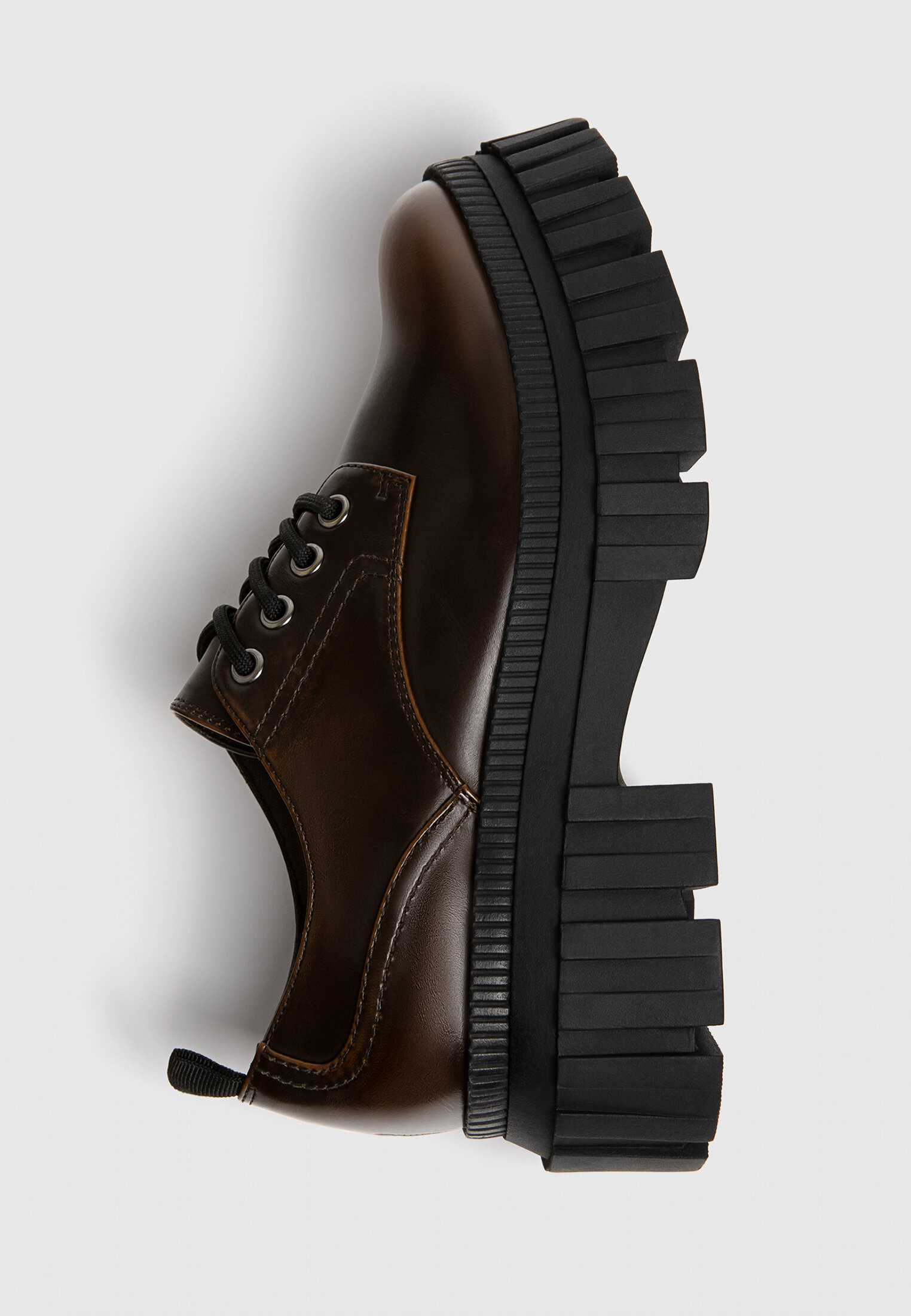 Blucher mujer top stradivarius