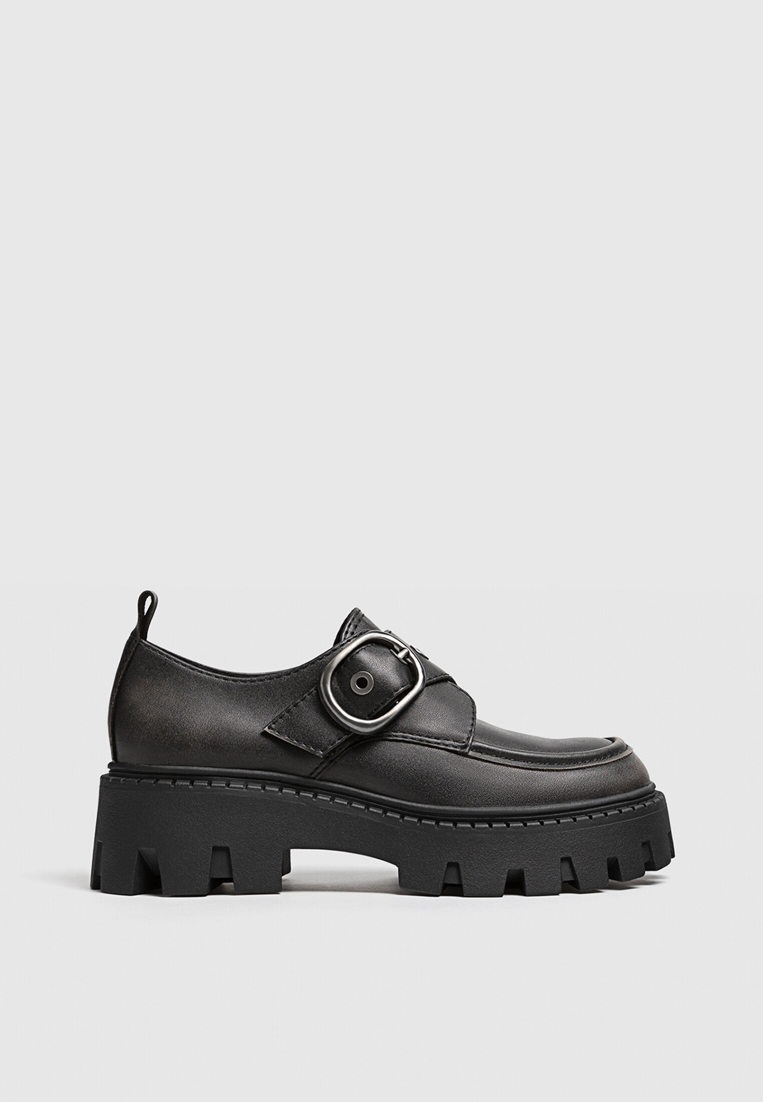Stradivarius hotsell españa zapatos