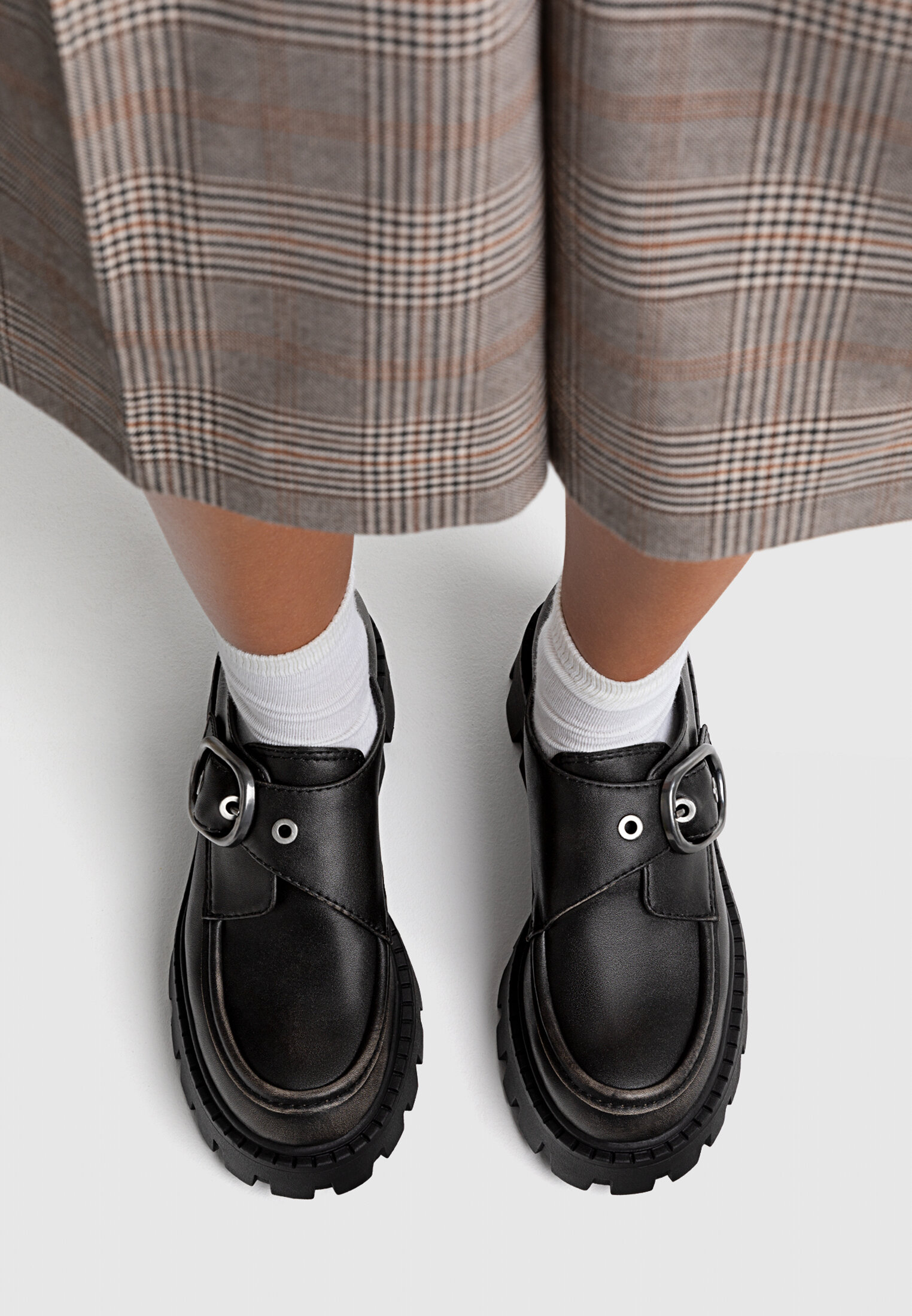 Dr martens sales stradivarius