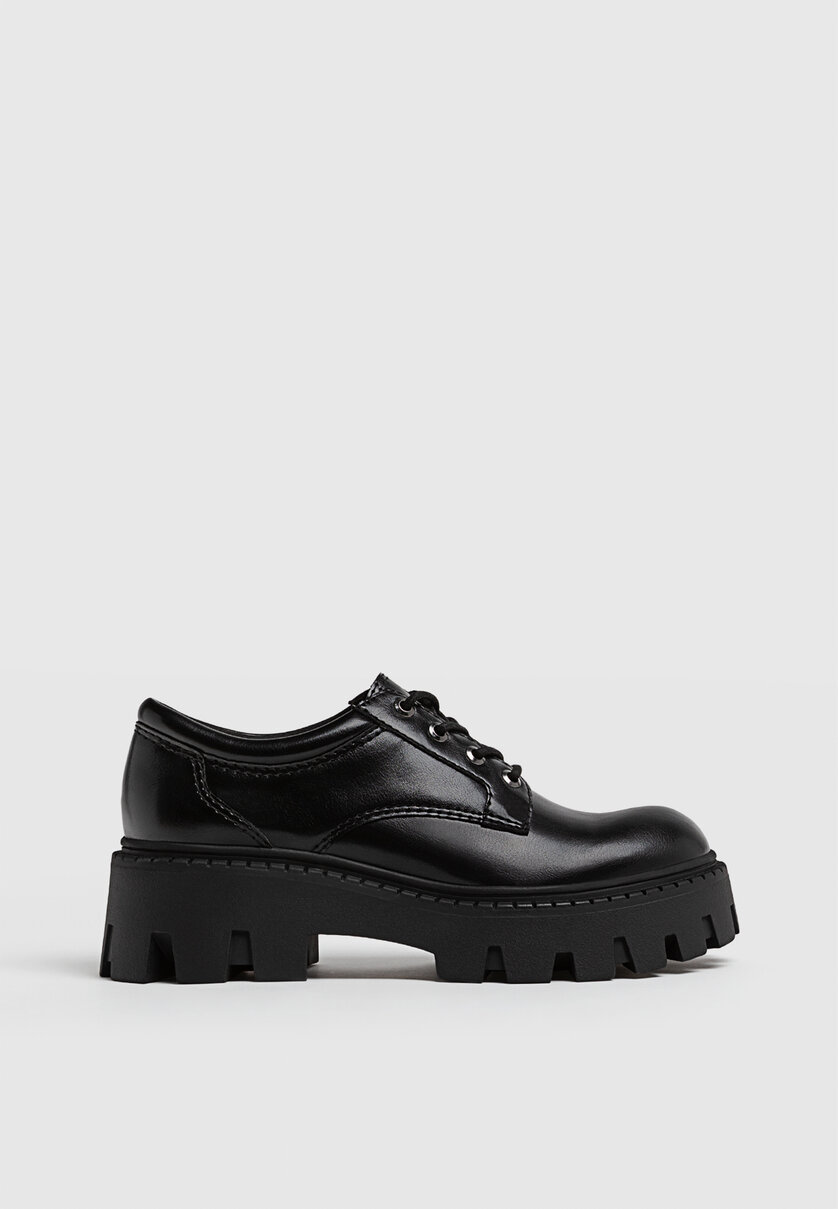 Zapatos planos mujer sales stradivarius