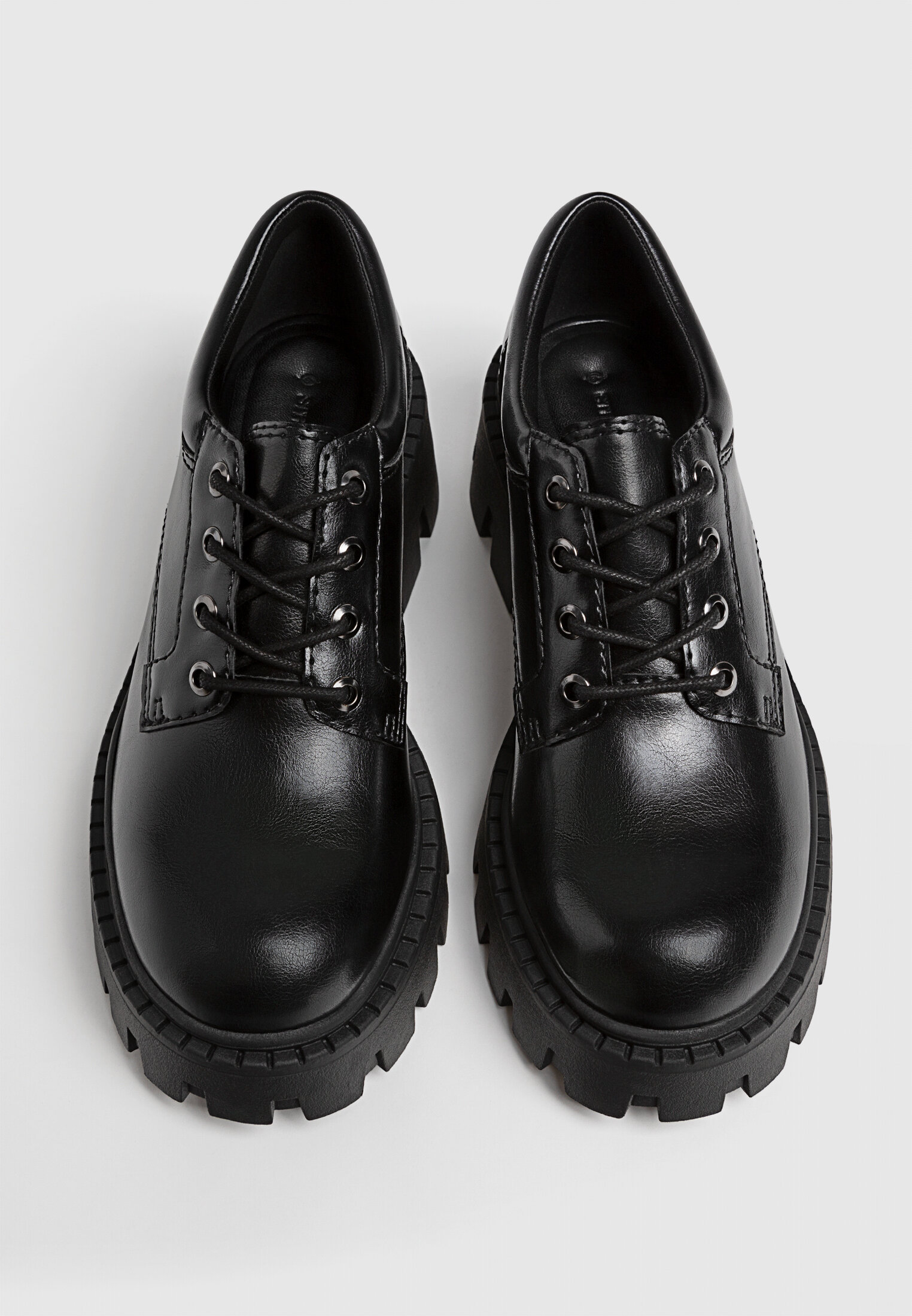 Derbies stradivarius new arrivals