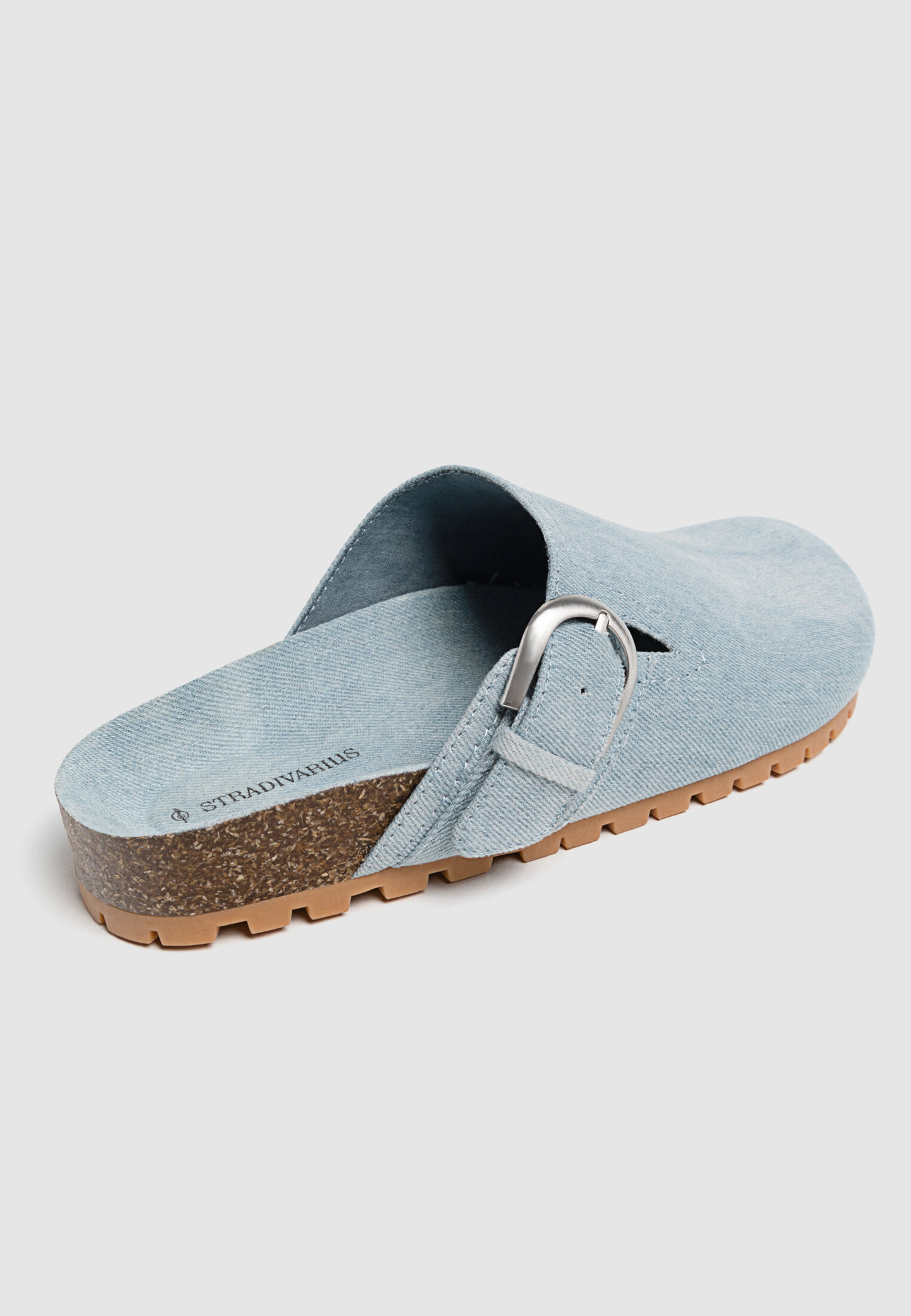 Zuecos stradivarius hotsell