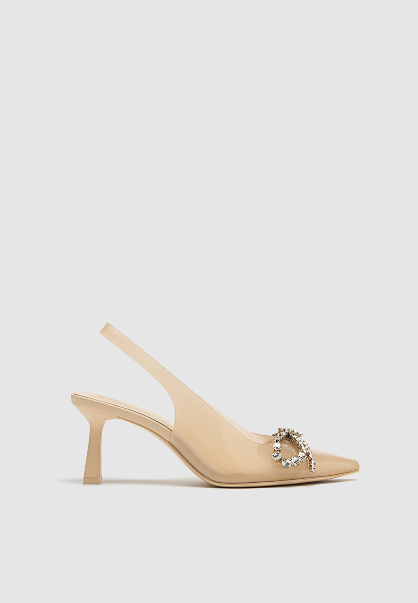 Zapatos discount vinilo stradivarius
