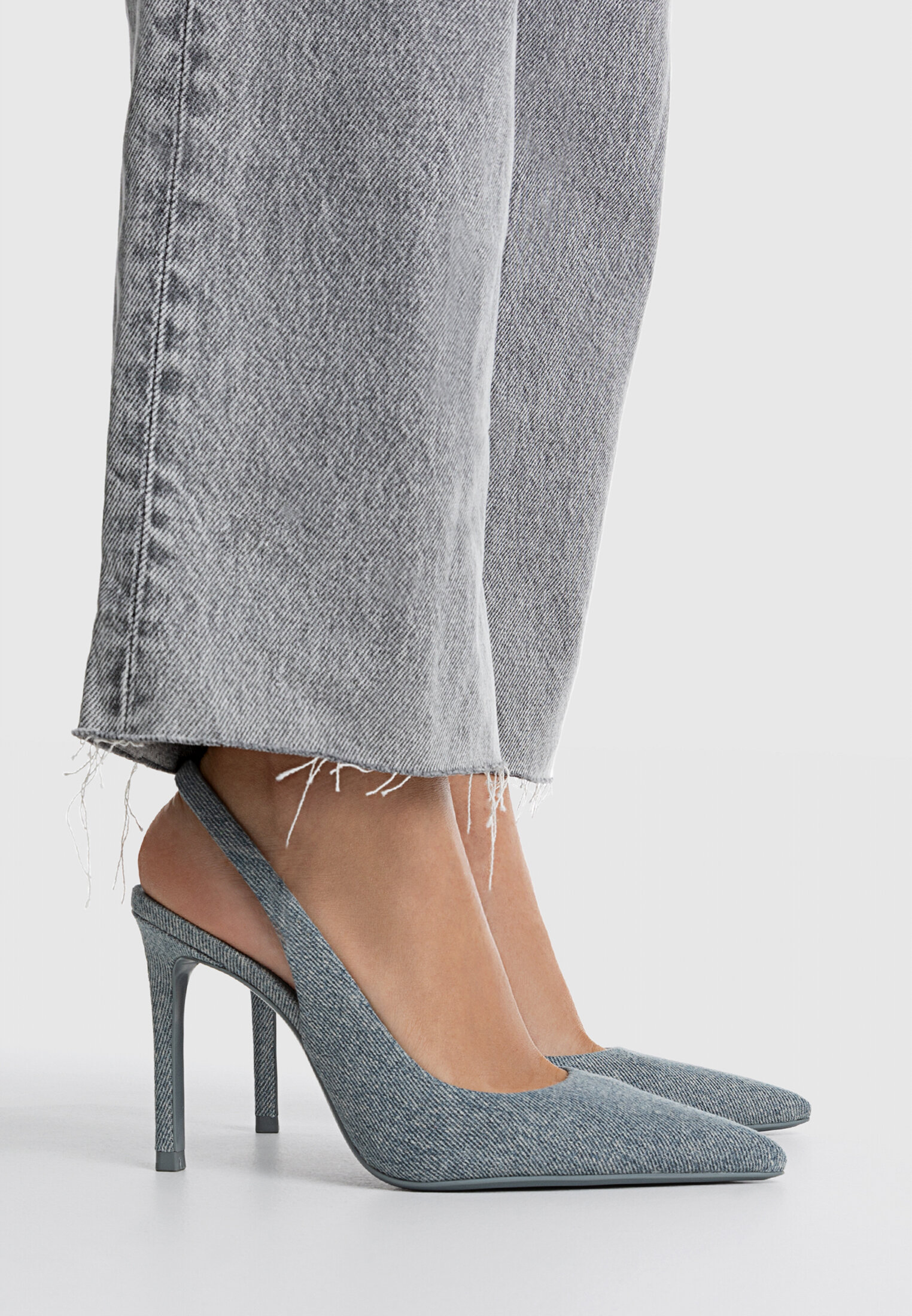Heeled denim slingback shoes