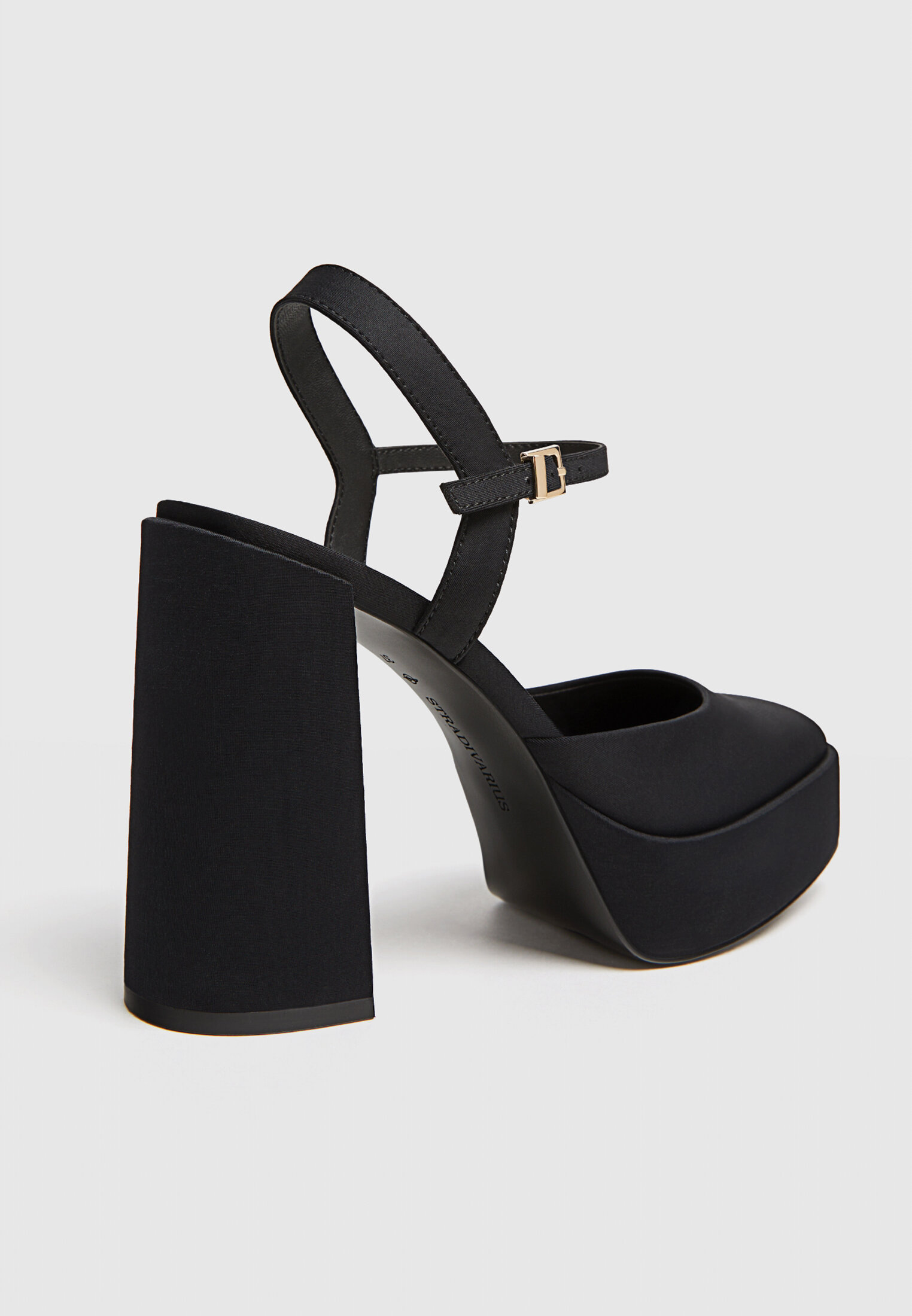 Talons stradivarius outlet
