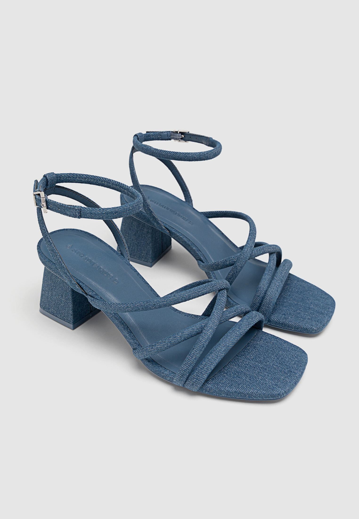 Sandale din denim cu toc i barete Mod de dam Stradivarius