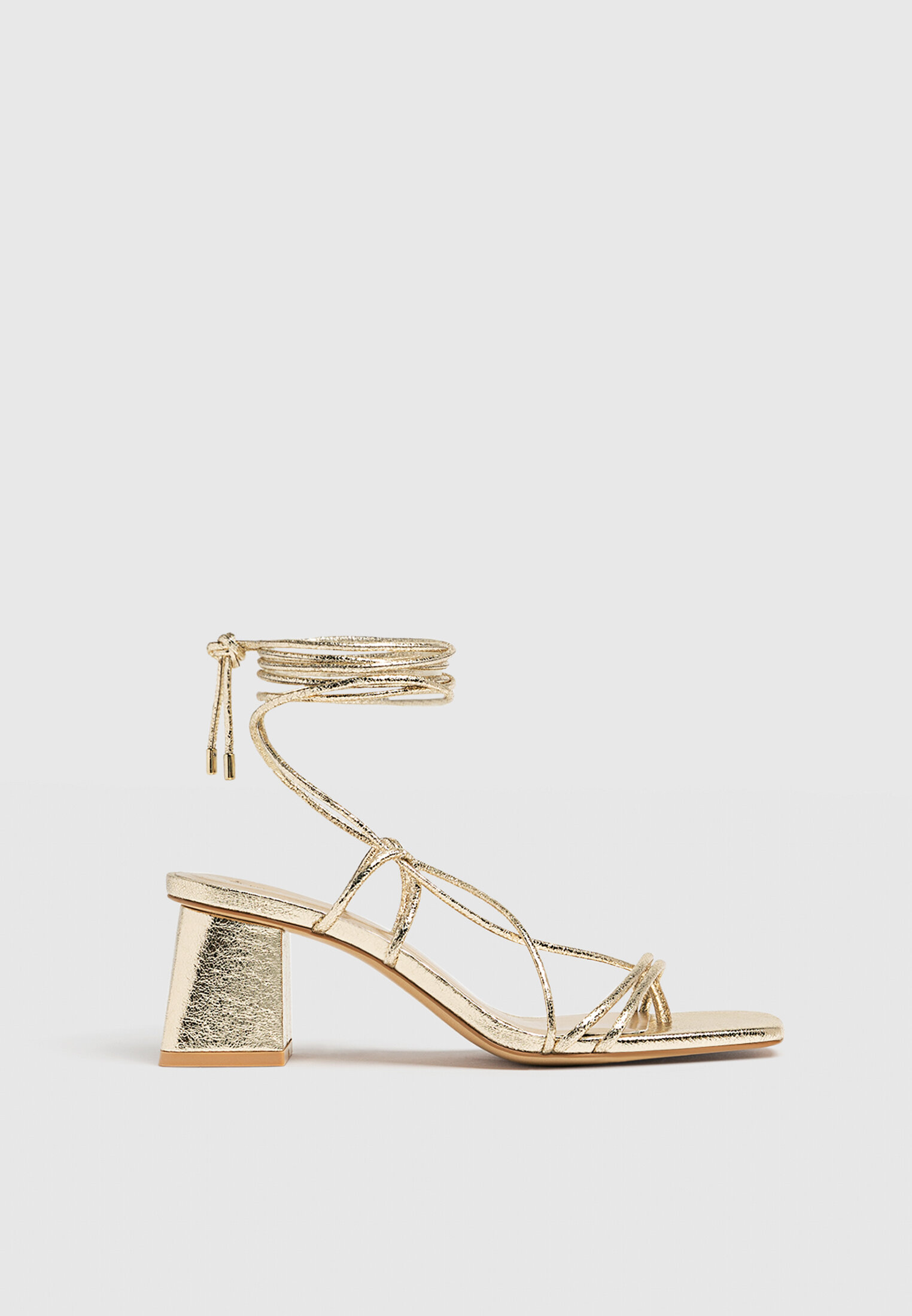 Sandalias de tacon stradivarius sales