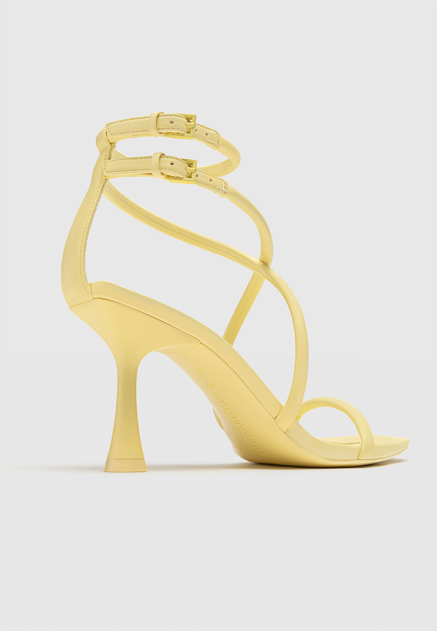 Sandales talon et brides matelass es Mode femme Stradivarius