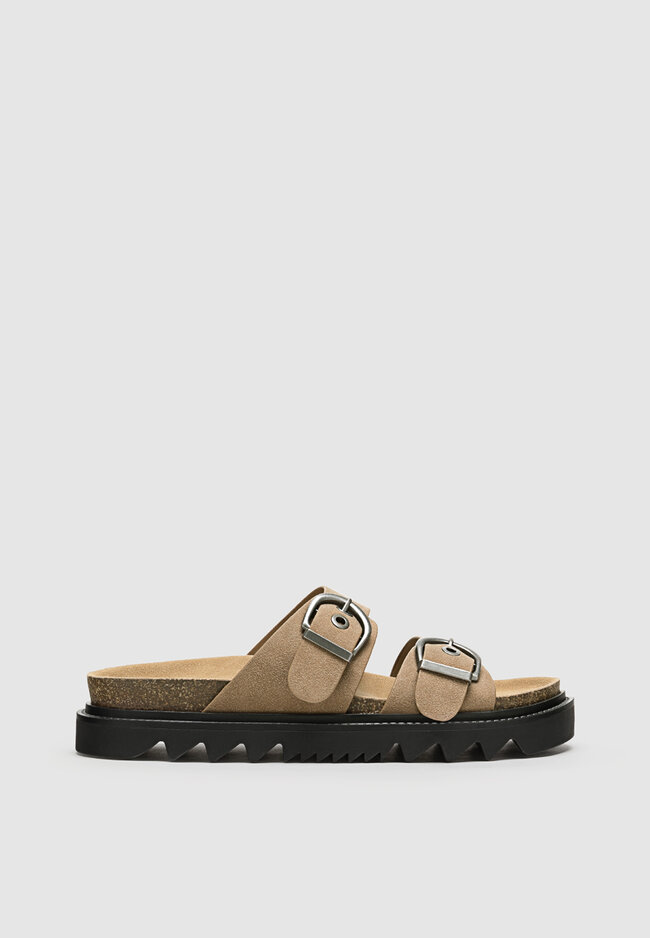 Stradivarius Flache Sandalen mit Schnallen BEIGE 35