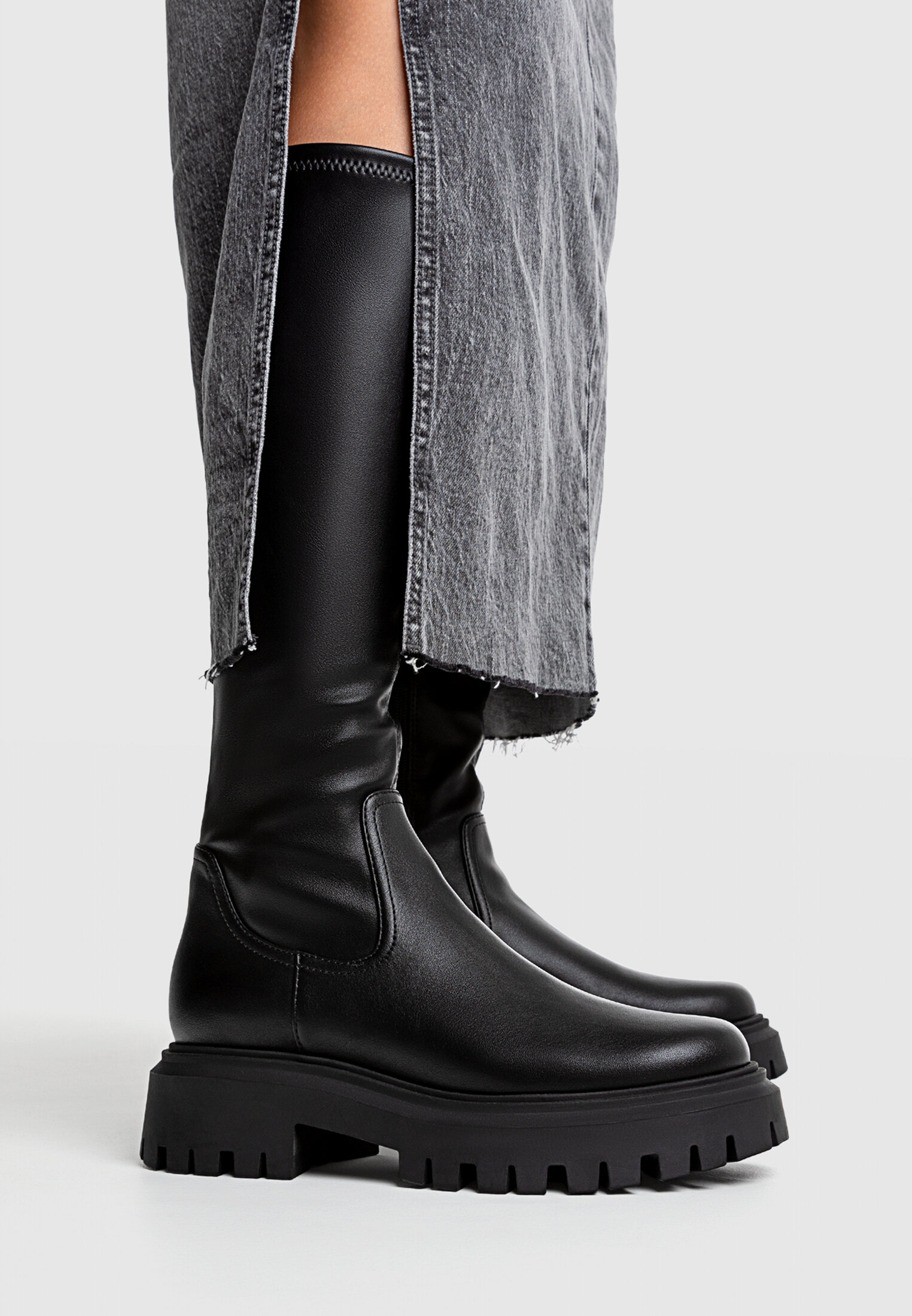 Flache Damen Lederstiefel