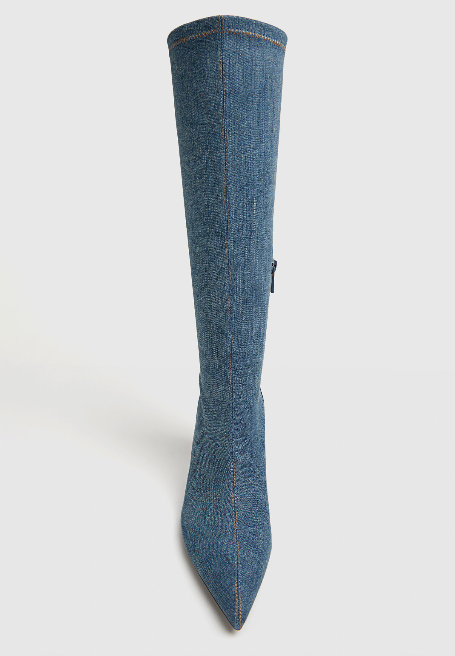 Botas xl stradivarius sales