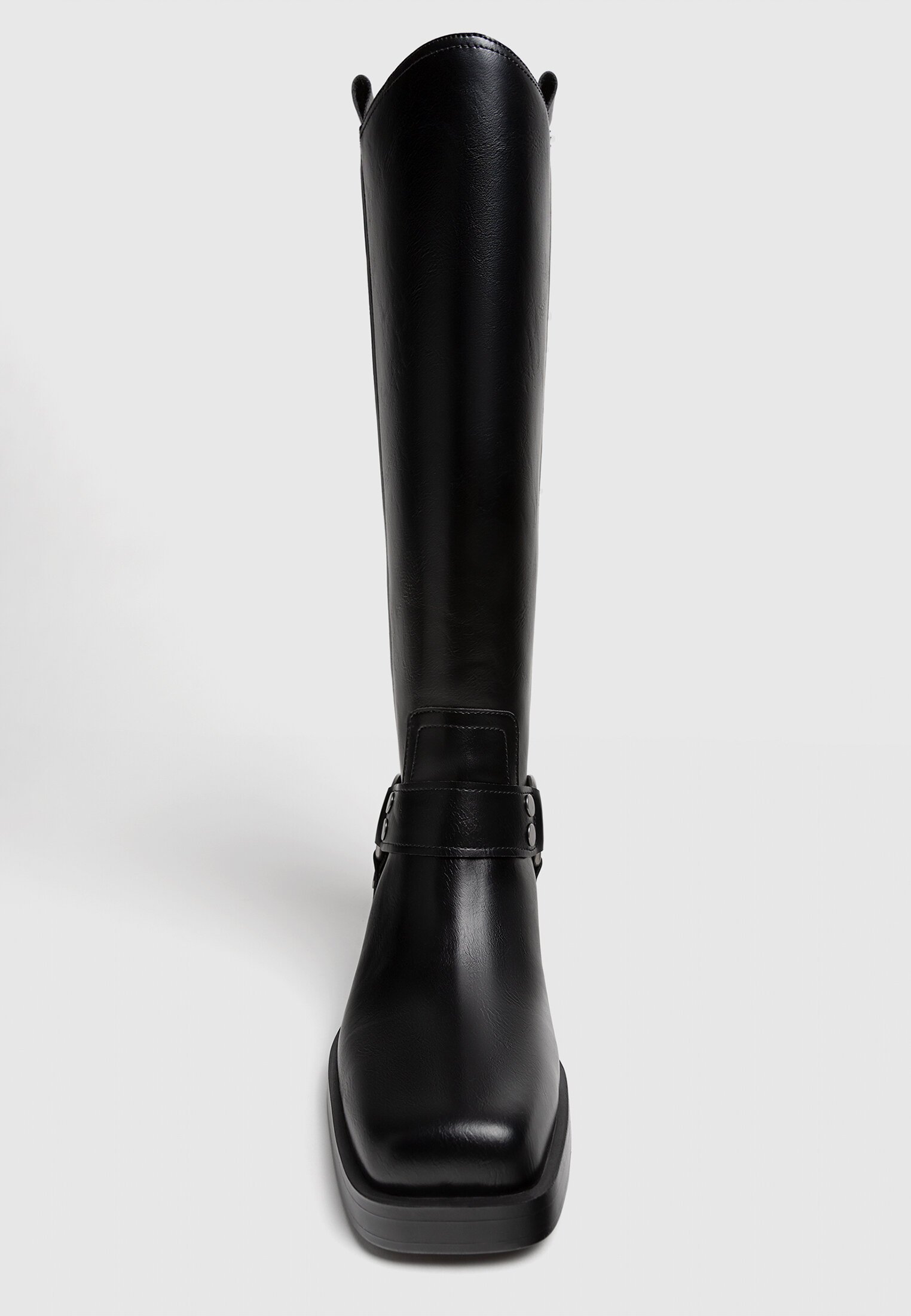 Bottes femmes sales noires plates