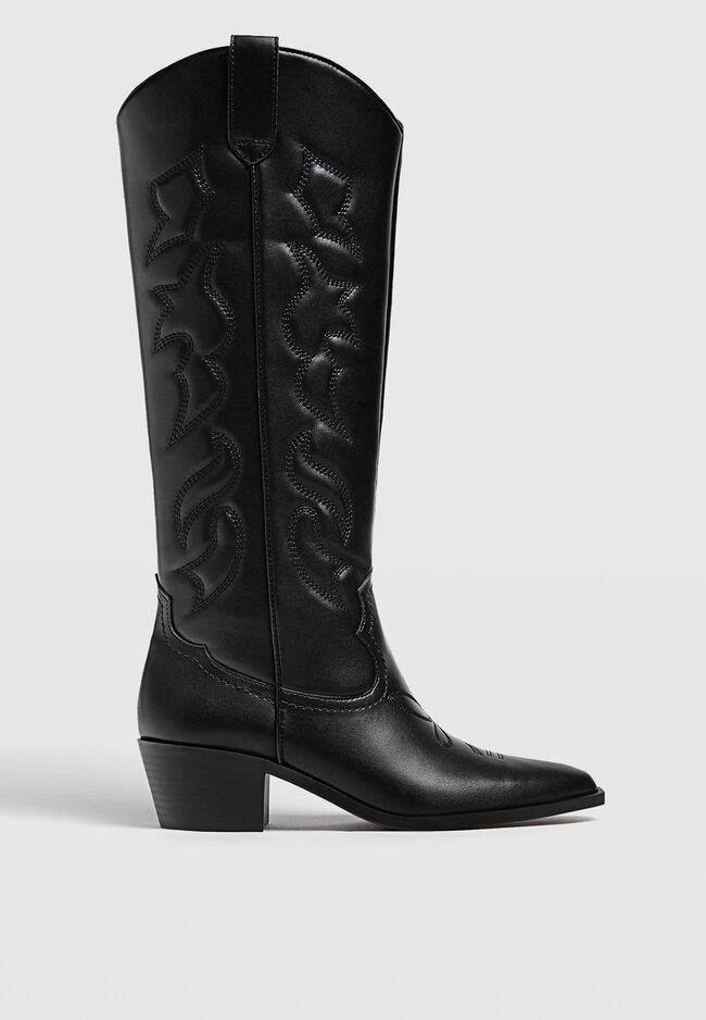 

Stradivarius Stiefel im Cowboylook mit hohem Schaft SCHWARZ 41