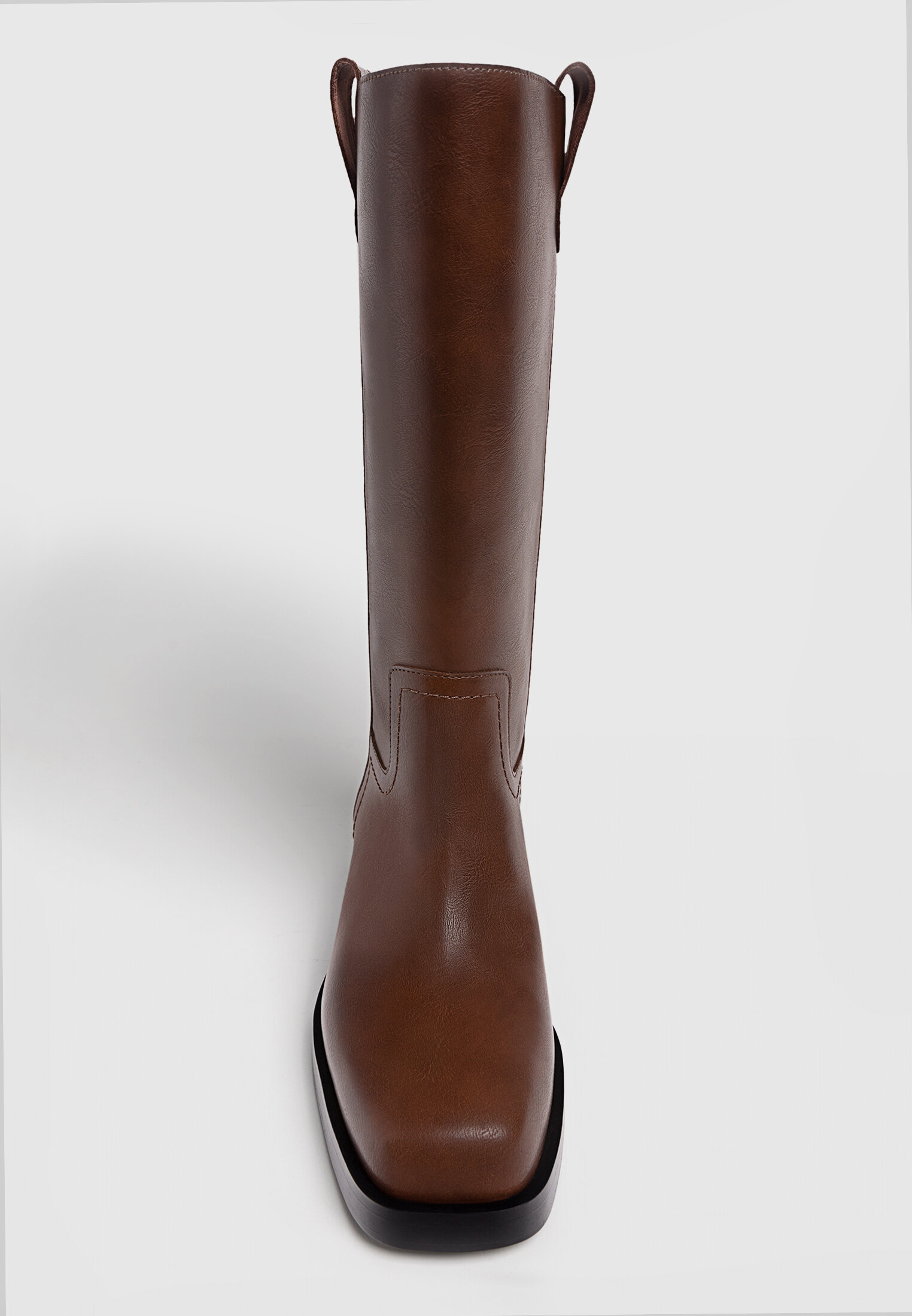Bottines plates cuir deals marron stradivarius