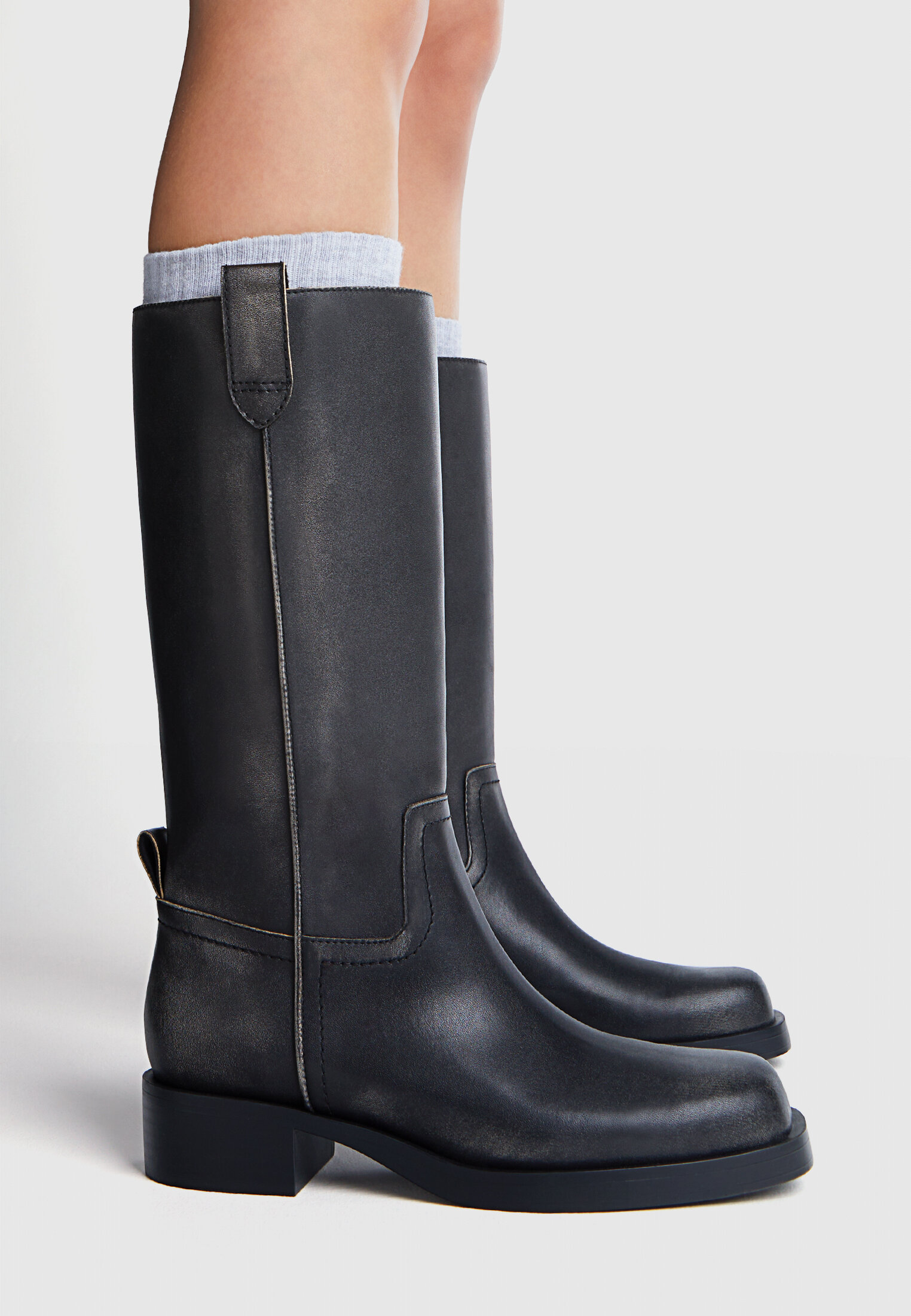Botas planas h picas