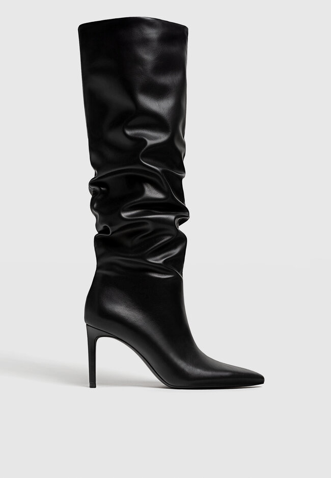 

Stradivarius XL-Stretch-Absatzstiefel SCHWARZ 35