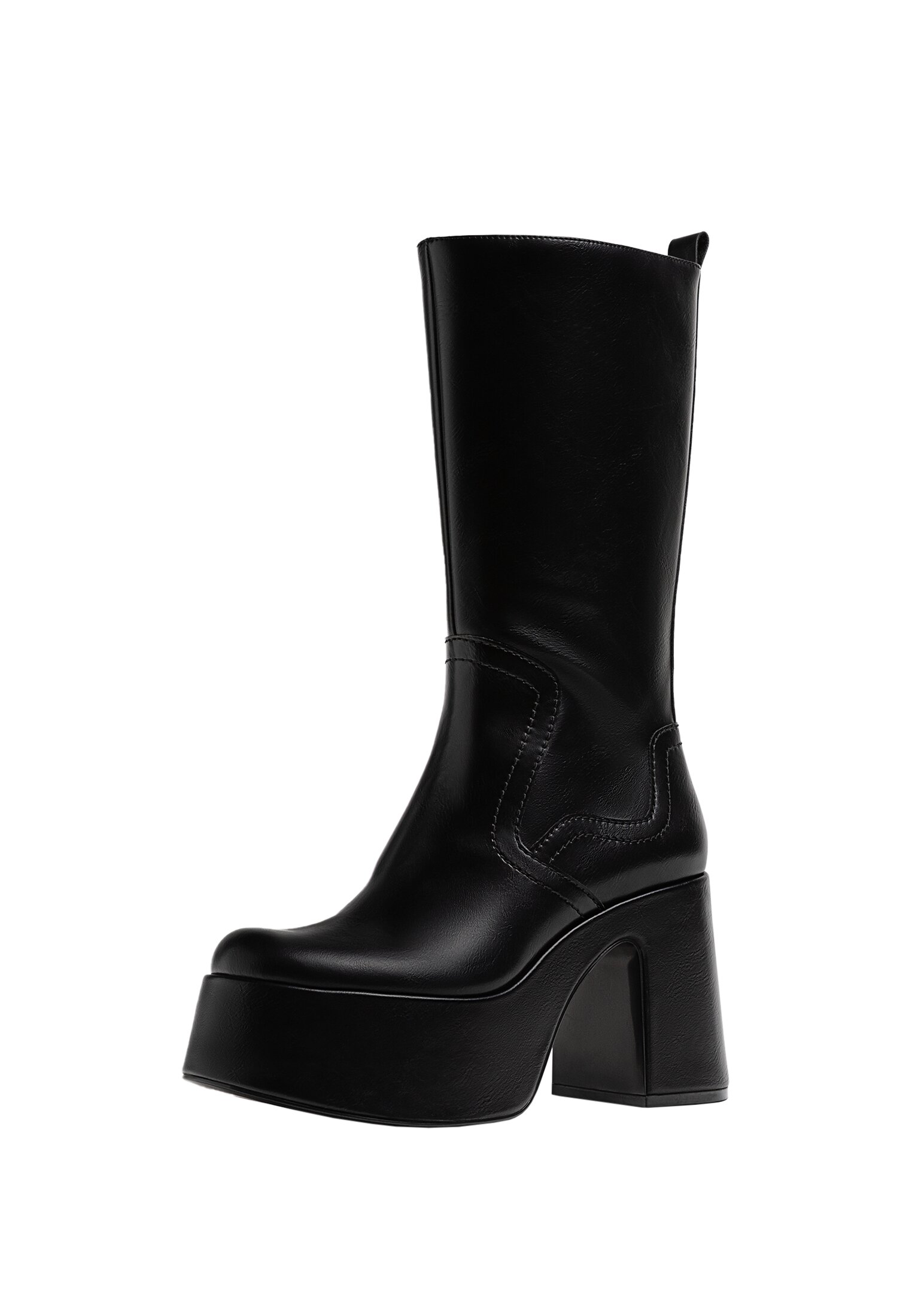 Botas altas online stradivarius 2019