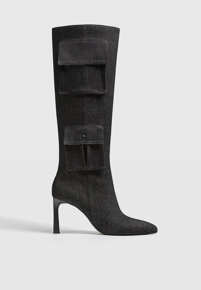 

Stradivarius Jeansowe kozaki na obcasie z kieszeniami Czarny 37