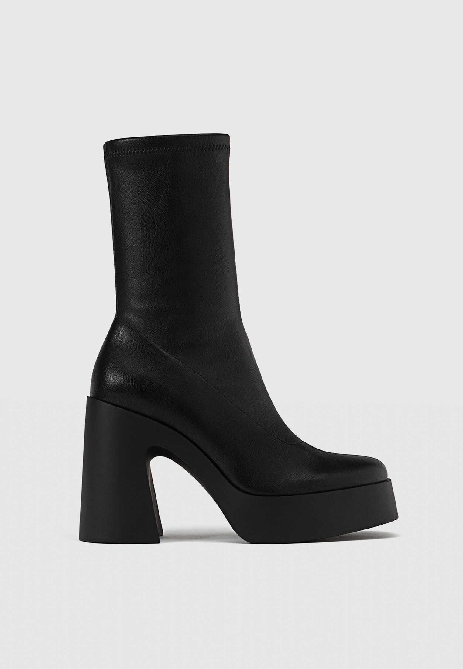 Stradivarius cheap ankle boots