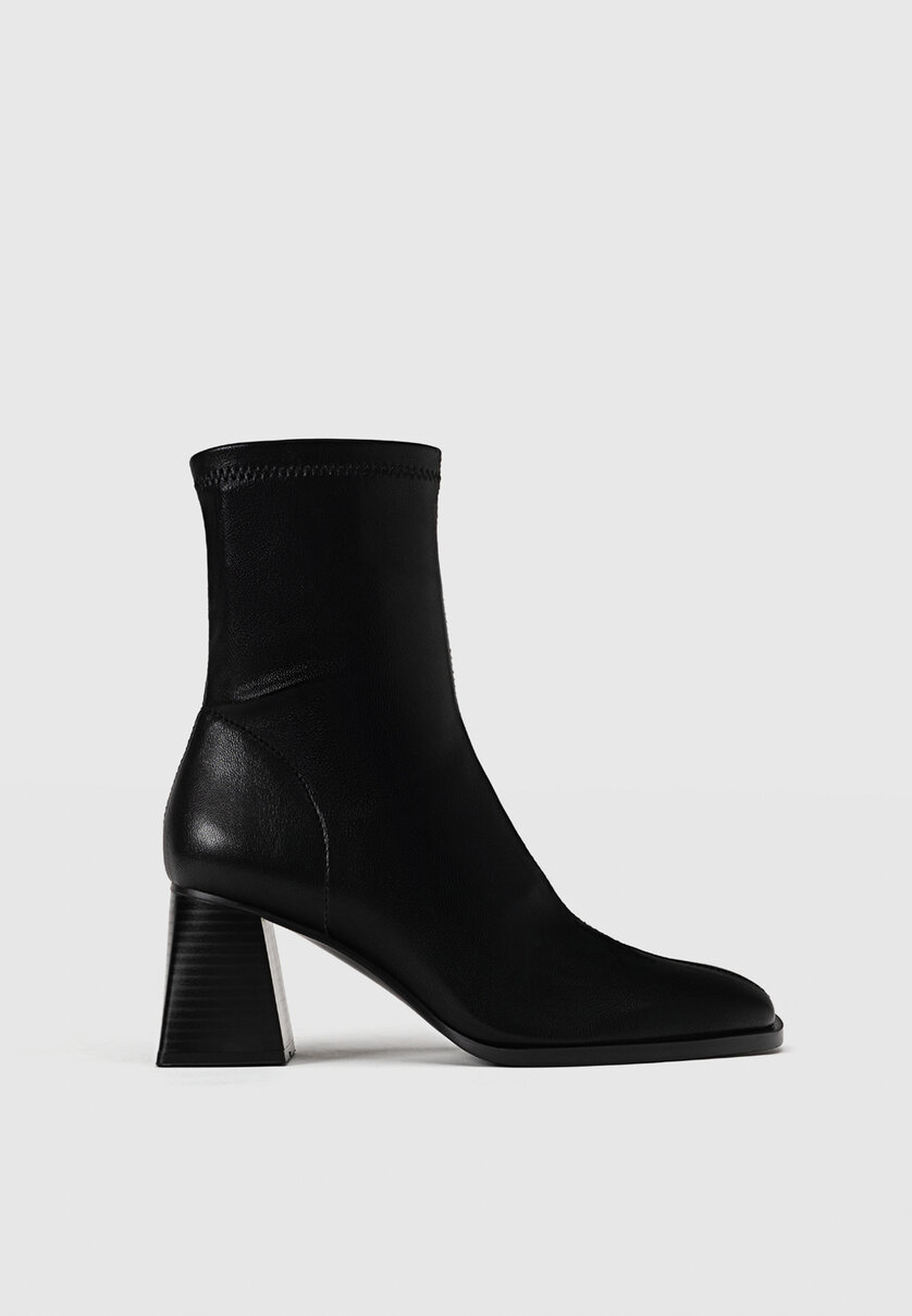 Mid heel boots with stretch legs Women s fashion Stradivarius