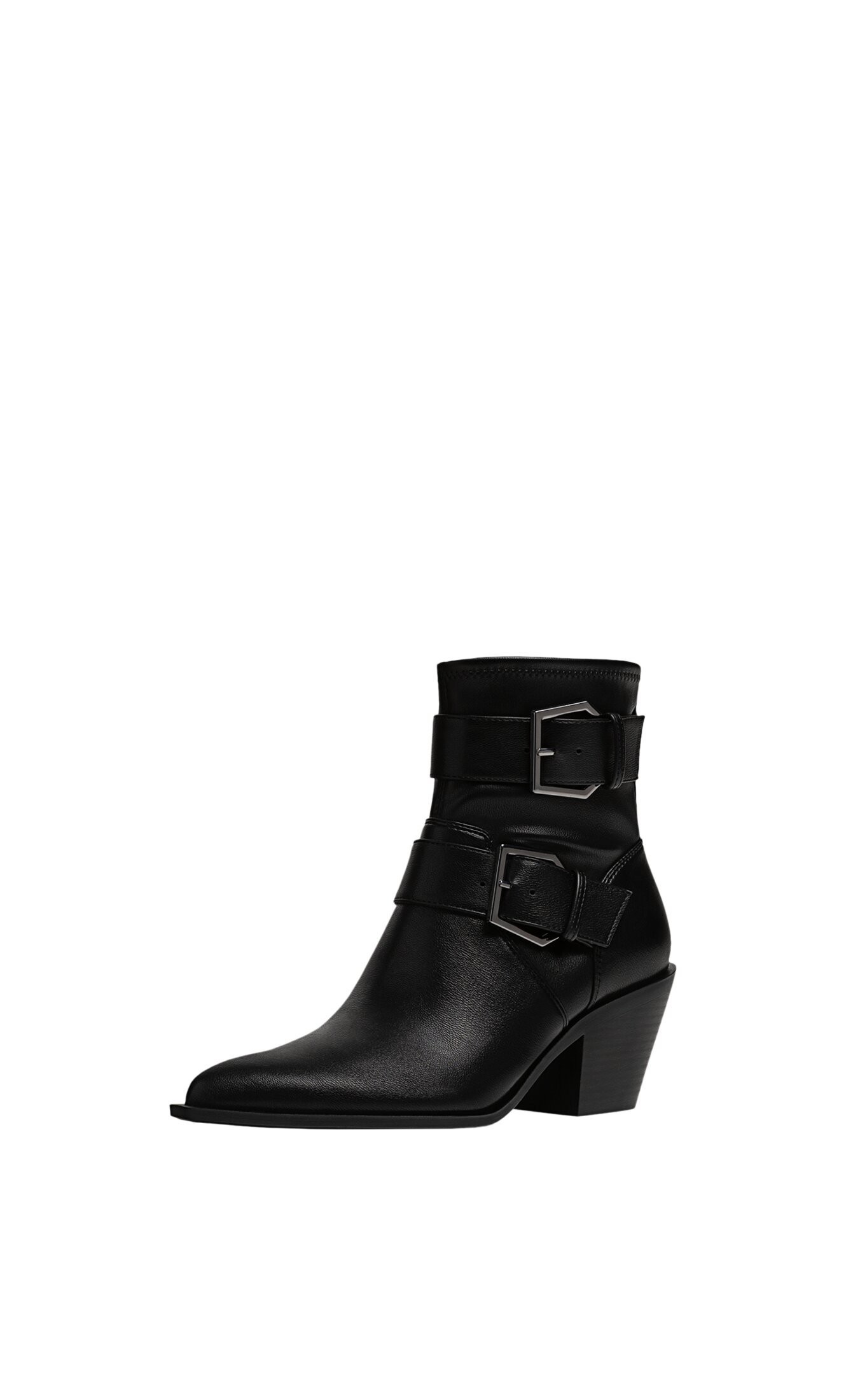 Botines hebillas 2025 stradivarius