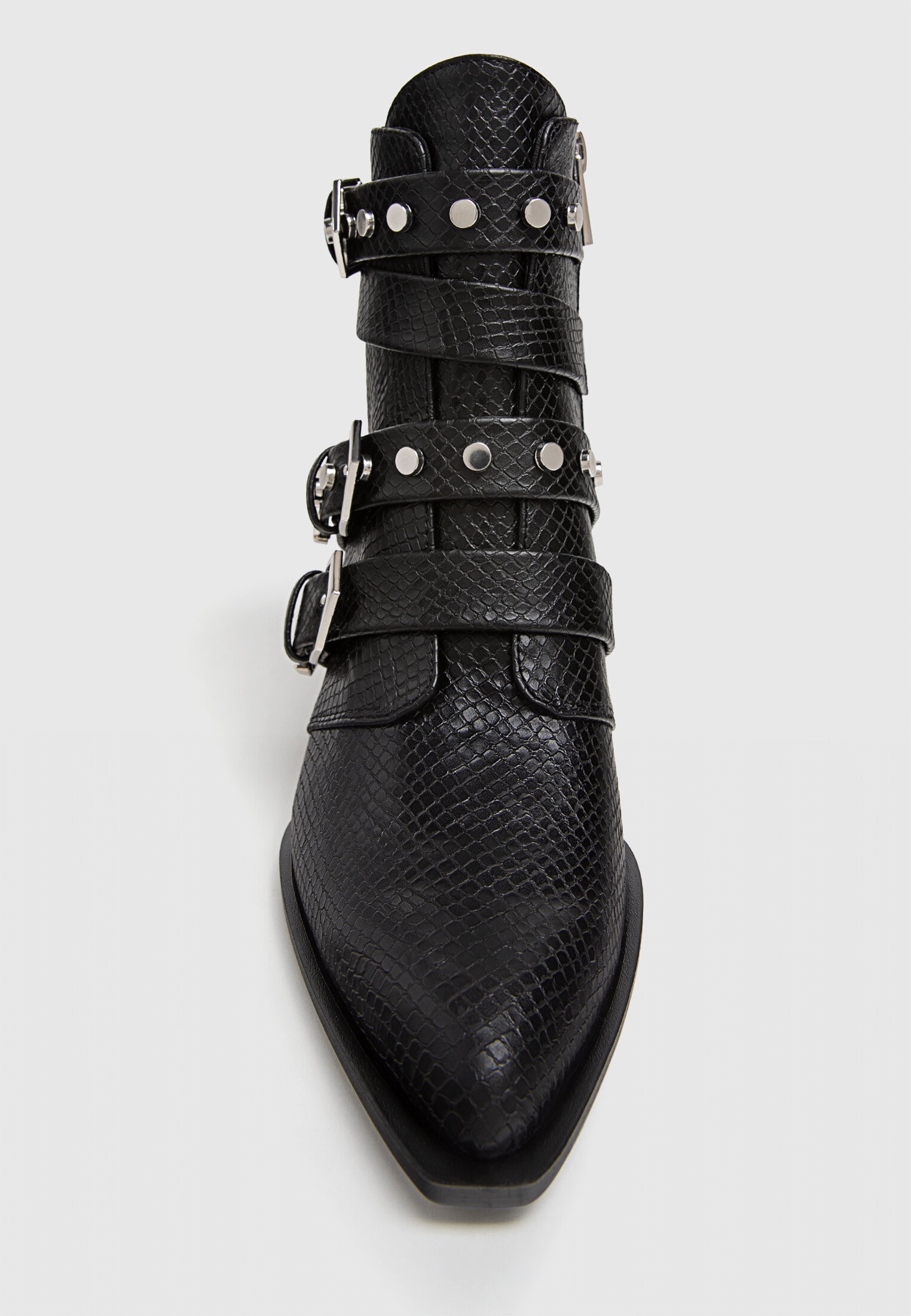 Studded boots top with buckles