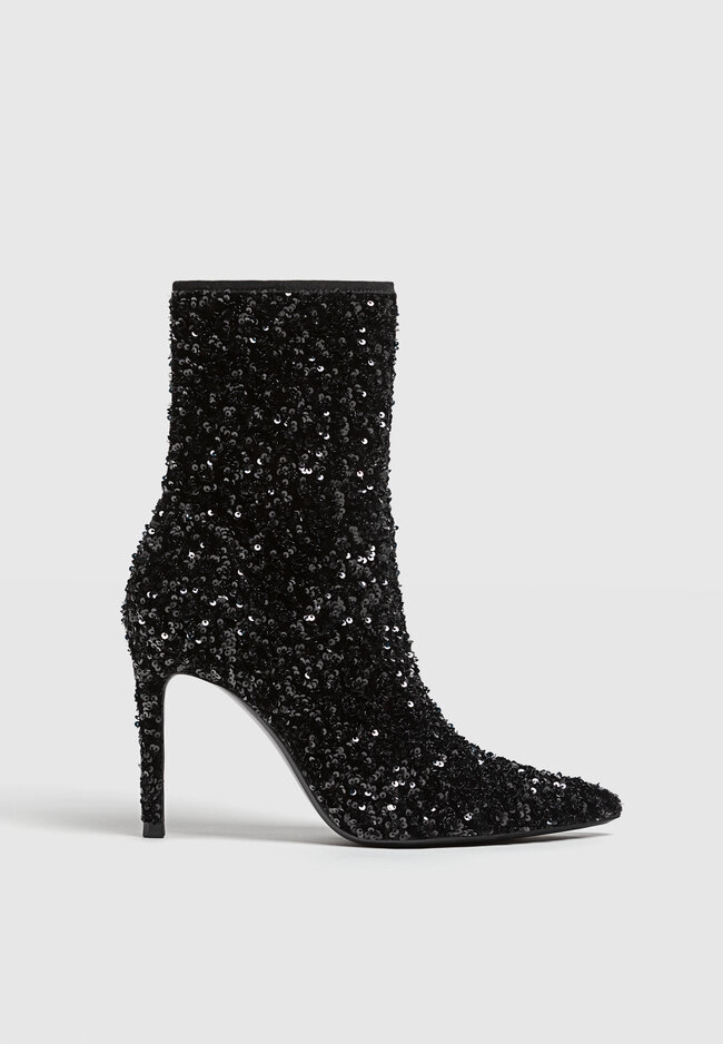 

Stradivarius Stiefeletten mit Stilettoabsatz und Pailletten SCHWARZ 39