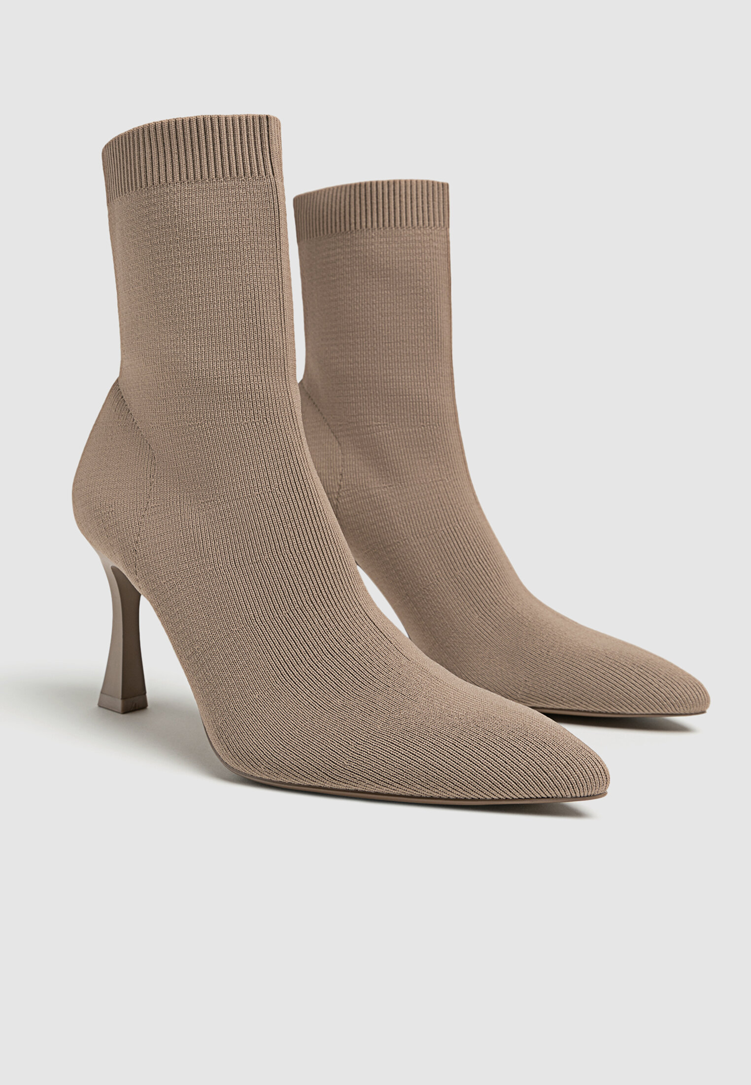 Talon stradivarius hotsell