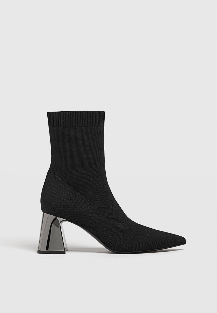 Stretch high-heel ankle boots - Women's fashion | Stradivarius Qatar