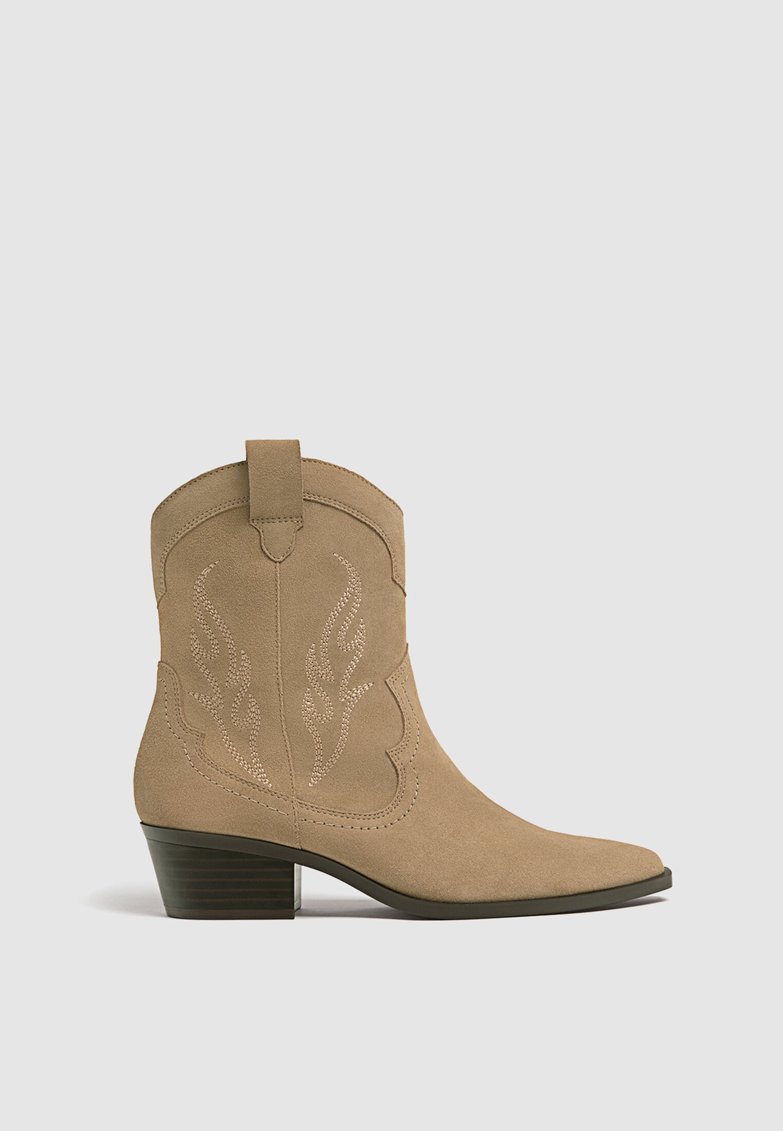 Stradivarius cowboy outlet boots