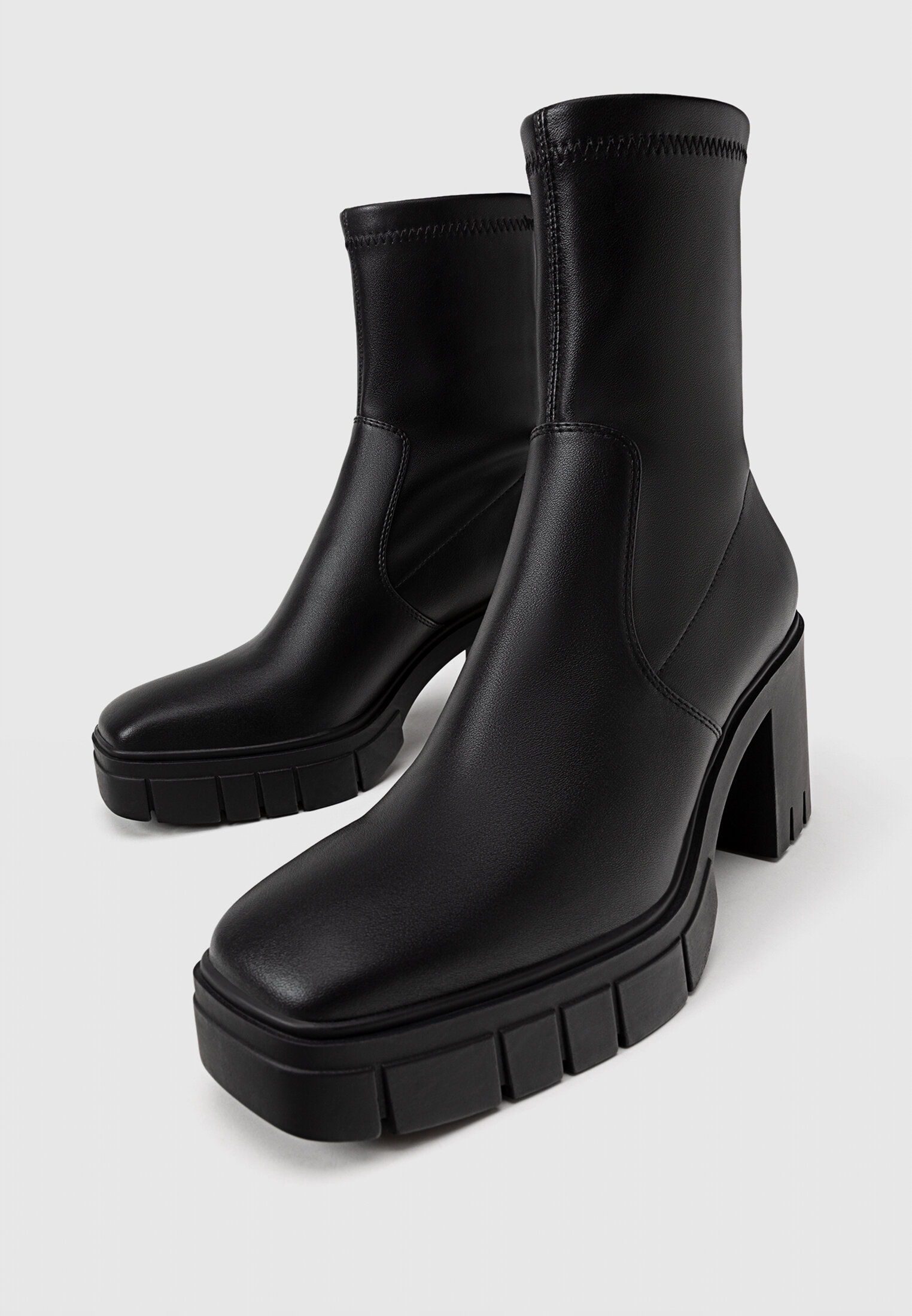 Mid heeled ankle best sale boots