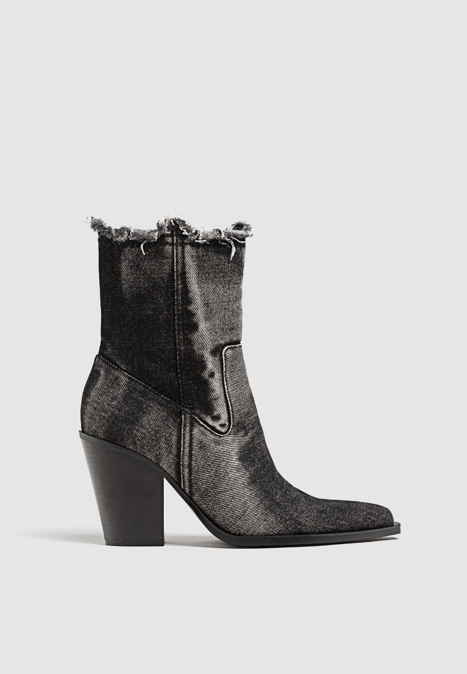 Botas y hotsell botines mujer stradivarius