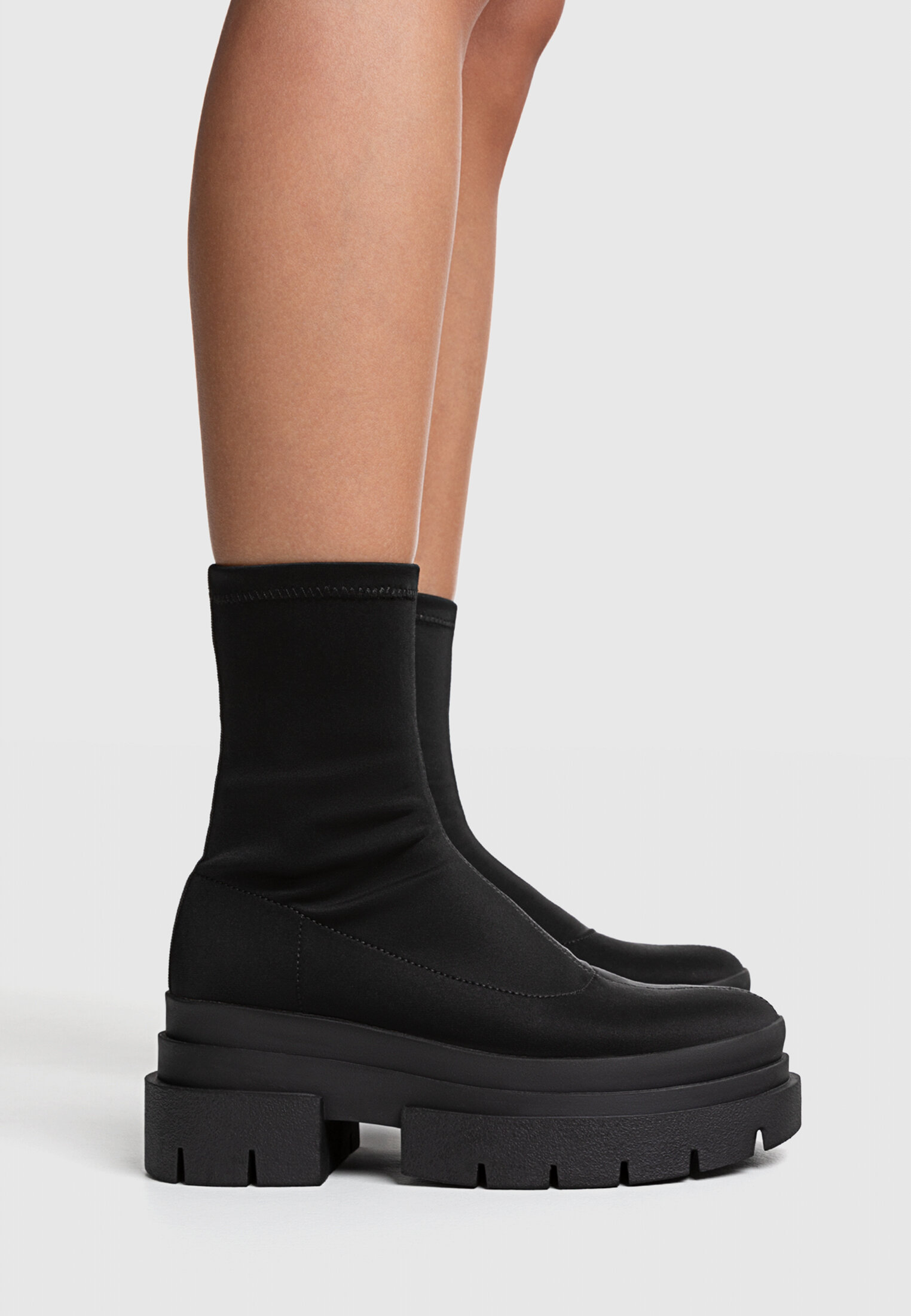 Botines calcetin stradivarius outlet